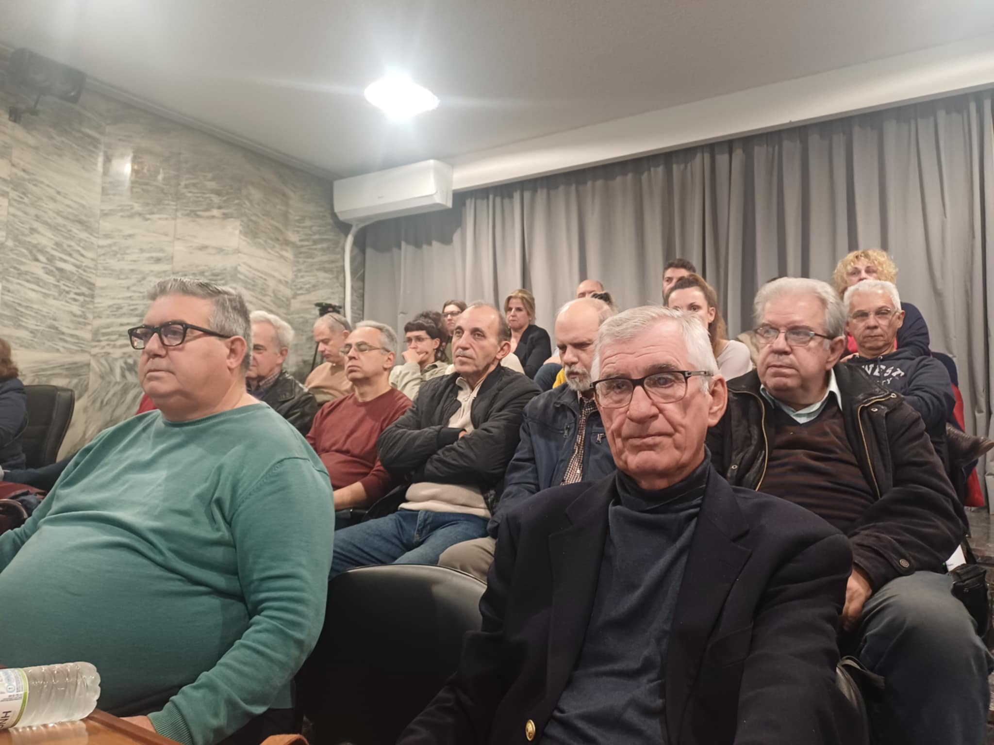 Βολές Νταφούλη, Γιανακόπουλος στο δημοτ. συμβούλιο κατά Σερέτη για την κατάργηση της Παιδιατρικής του ΓΝΛ (ΦΩΤΟ+video)