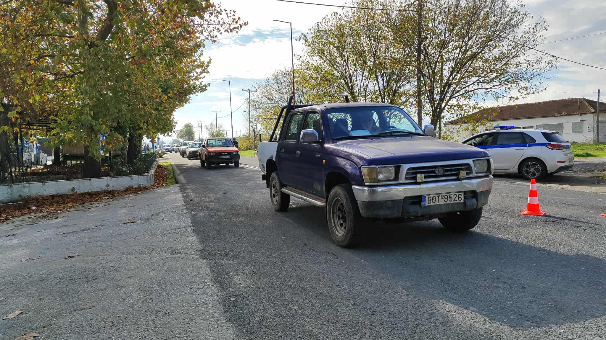 Έφτασε το κομβόϊ από Βόλο στο Ριζόμυλο- ξεκινούν για Νίκαια οι αγρότες της Μαγνησίας (ΦΩΤΟ)