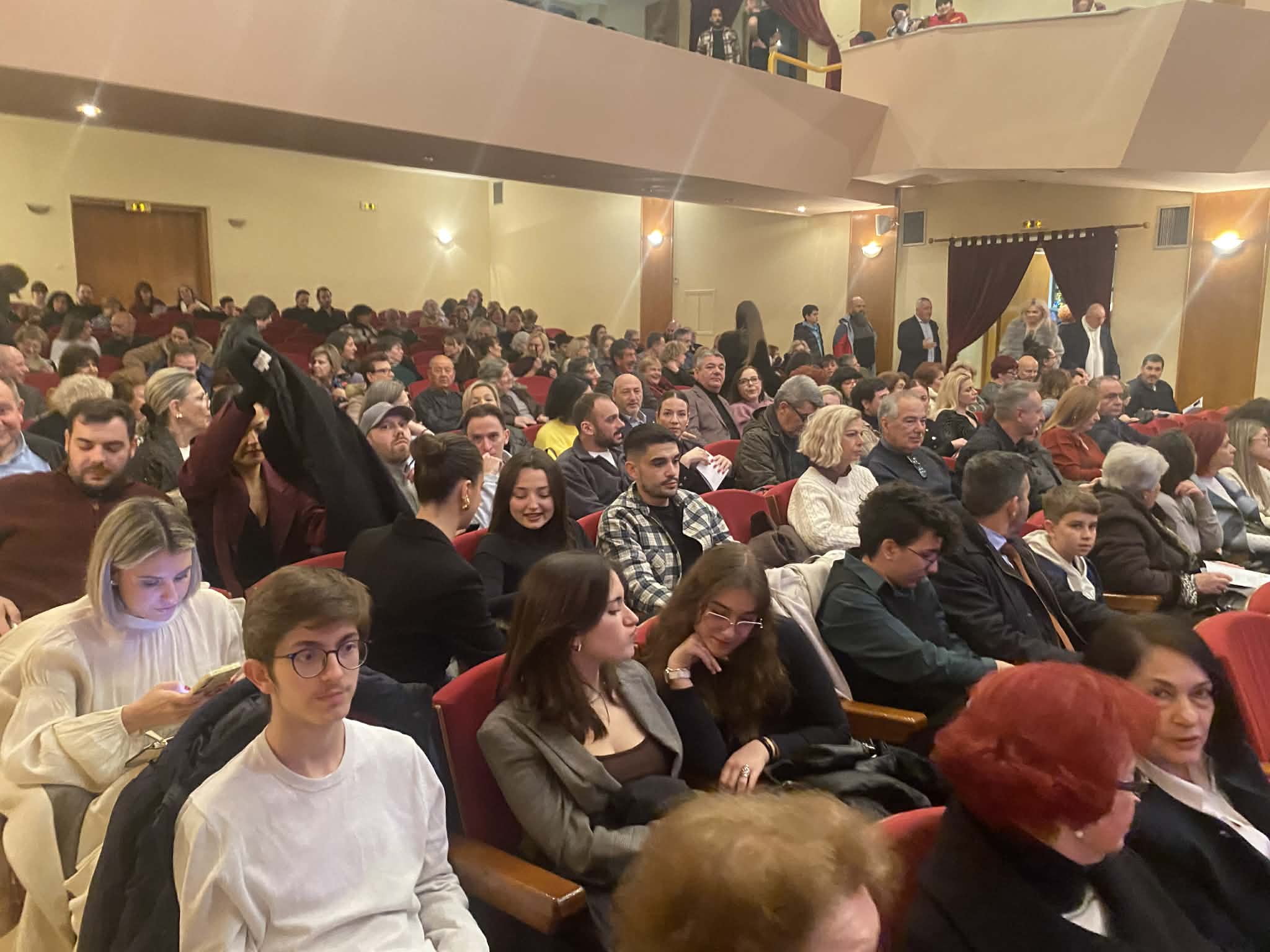 Πλήθος κόσμου χειροκρότησε θερμ΄-α τη Φιλαρμονική της Λάρισας στην επετειακή εμβληματική της συναυλία στο ΔΩΛ (ΦΩΤΟ+video)