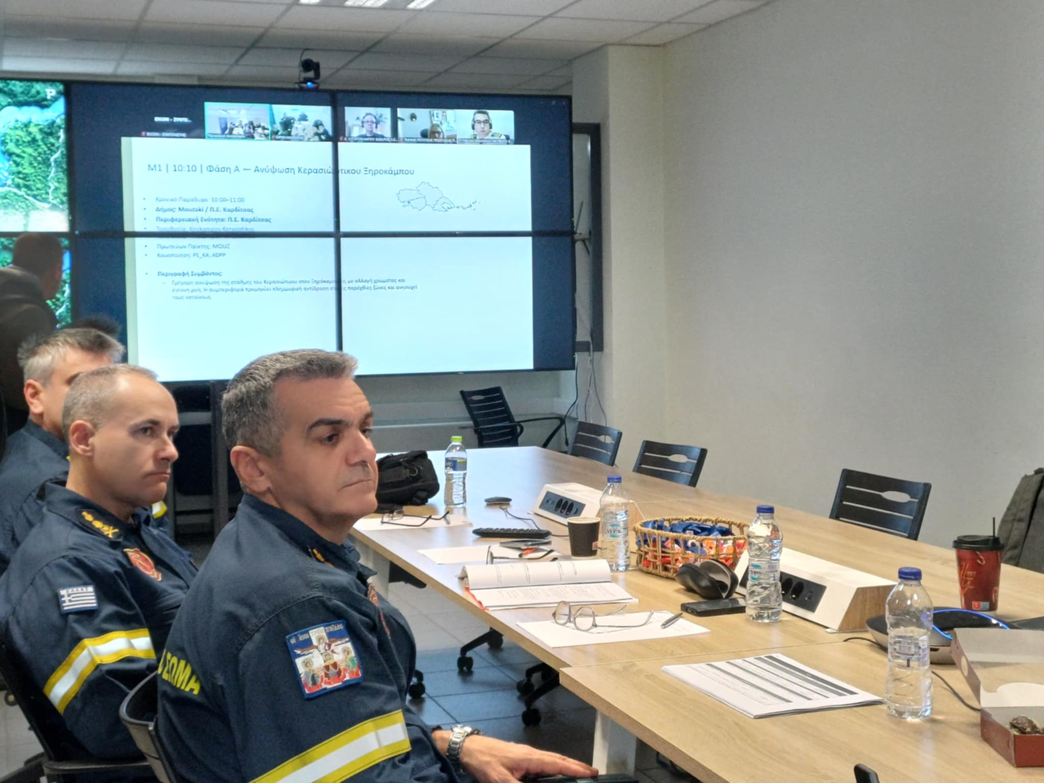 Άσκηση Πολιτικής Προστασίας στην περιφερεια Θεσσαλάις για αντιμετώπιση πλημμύρας (ΦΩΤΟ)