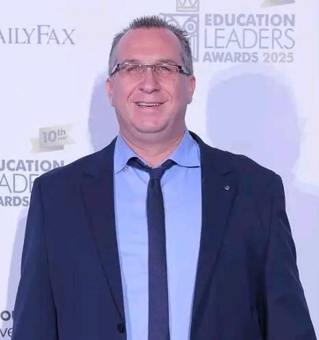 Τι Κρύβεται Πίσω από τις «Περίεργες» Κλήσεις και τα  «Παραπλανητικά» SMS του Εξωτερικού