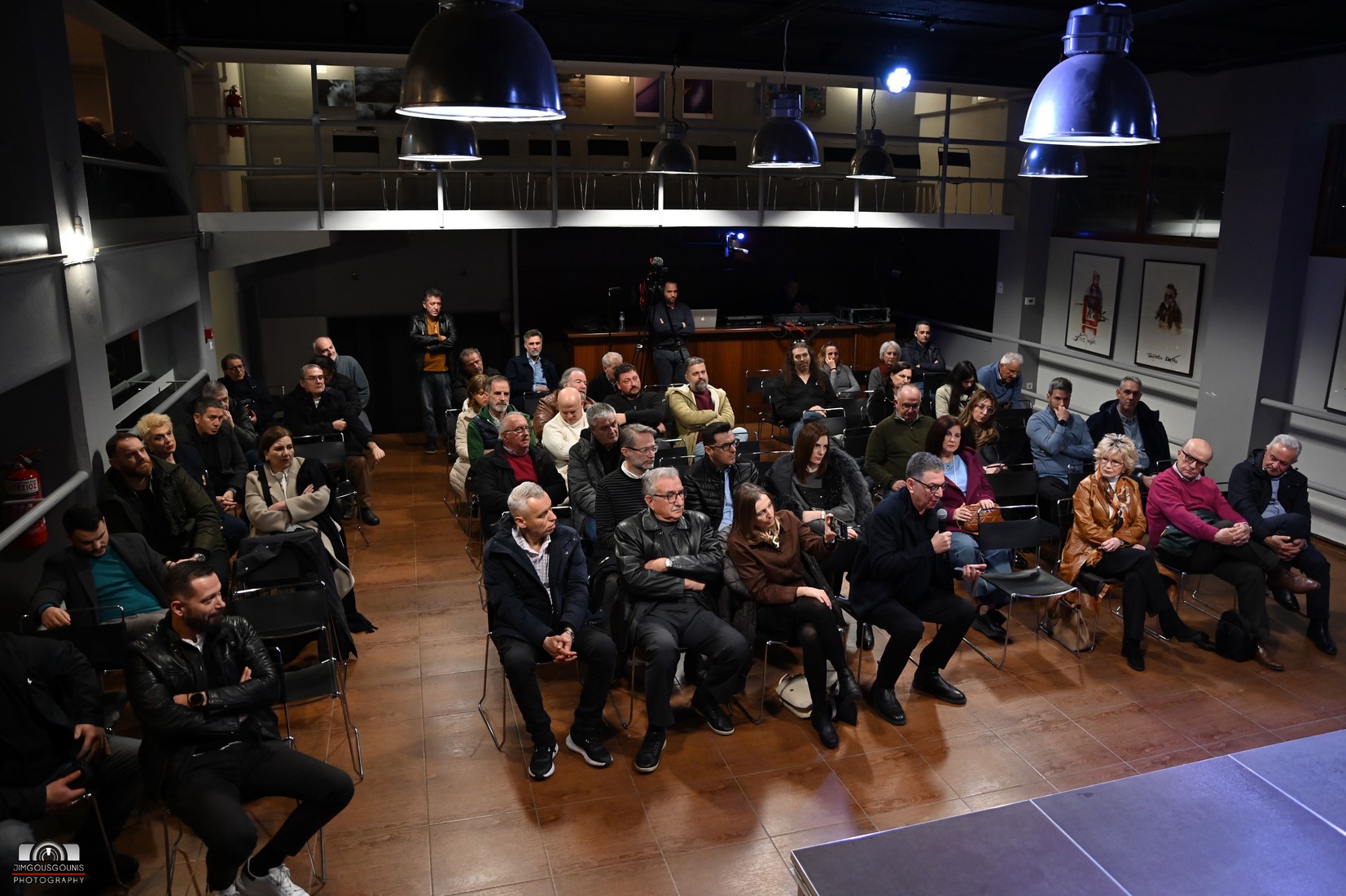 «Μετά τα μπλόκα, τι;» Ενδιαφέρουσα η συζήτηση για το αγροτικό ζήτημα στη Λάρισα (ΦΩΤΟ)