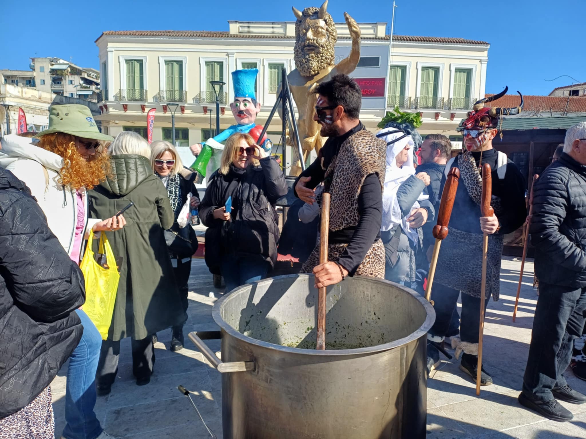 Πρε πρε πρε το «μπουρανί»!- εκατοντάδες επισκεπτες και ατέλειωτο κέφι στον Τύρναβο (ΦΩΤΟ+video)