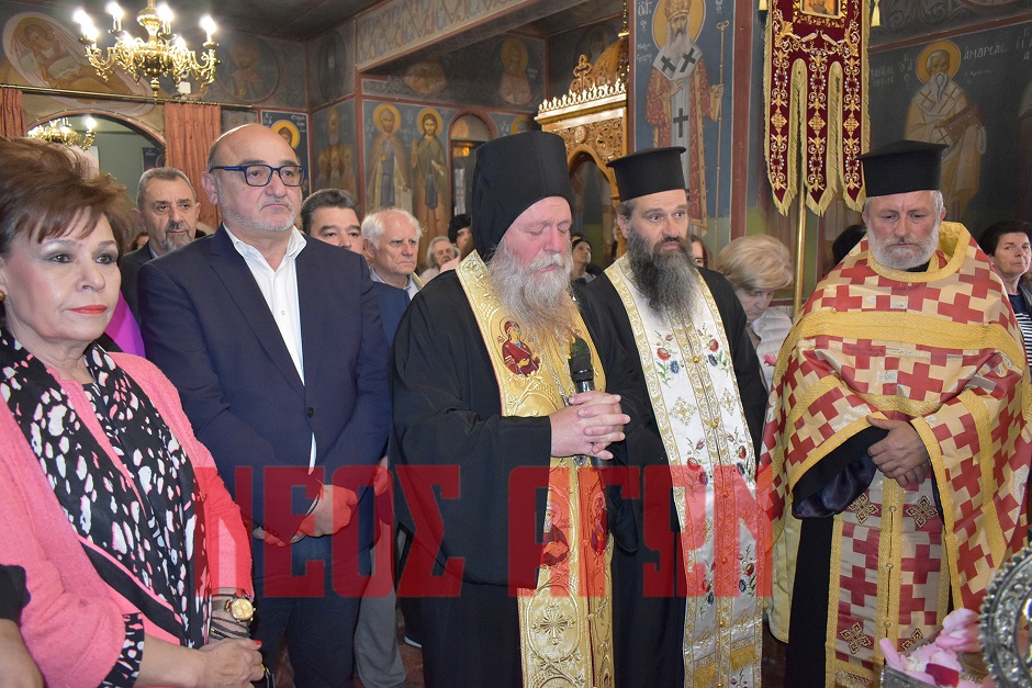 Με λαμπρότητα η υποδοχή της Τίμιας Κάρας του Αγίου Στυλιανού στην Καρδίτσα (ΦΩΤΟ)