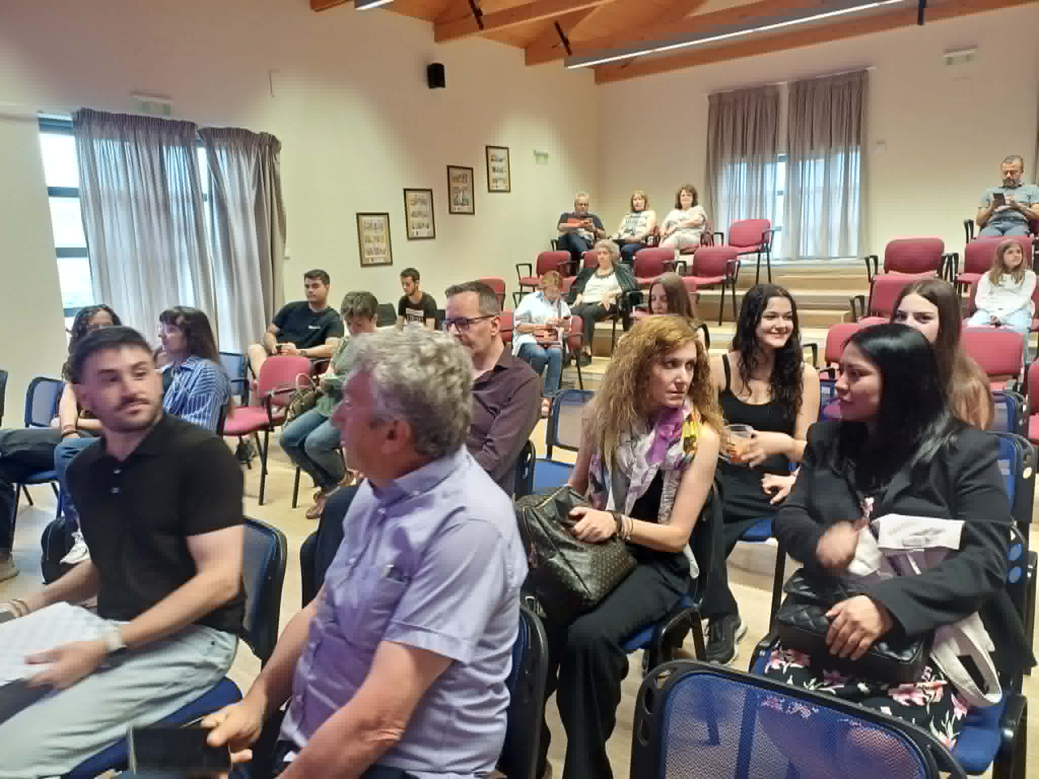 Ξεκίνησε το «Φεστιβάλ ΛΕΑ» στη Λάρισα γέφυρα με τον πολιτισμό της Ιβηρικής και της Λατινικής Αμερικής (ΦΩΤΟ)