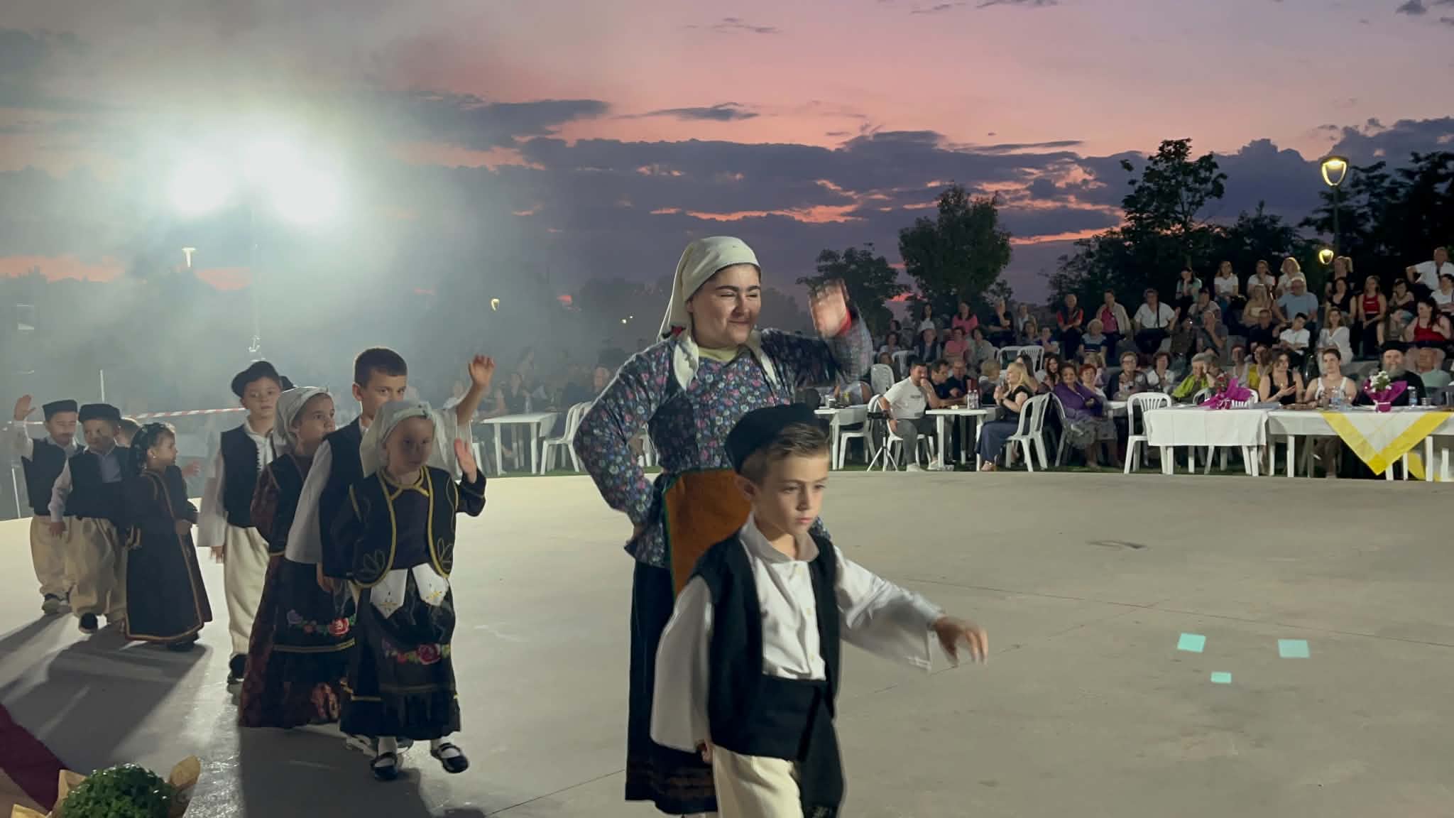 Βλάχικη παράδοση και ηπειρώτικοι χοροί ζωντάνεψαν στο Χατζηχαλάρ (ΦΩΤΟ-ΒΙΝΤΕΟ)