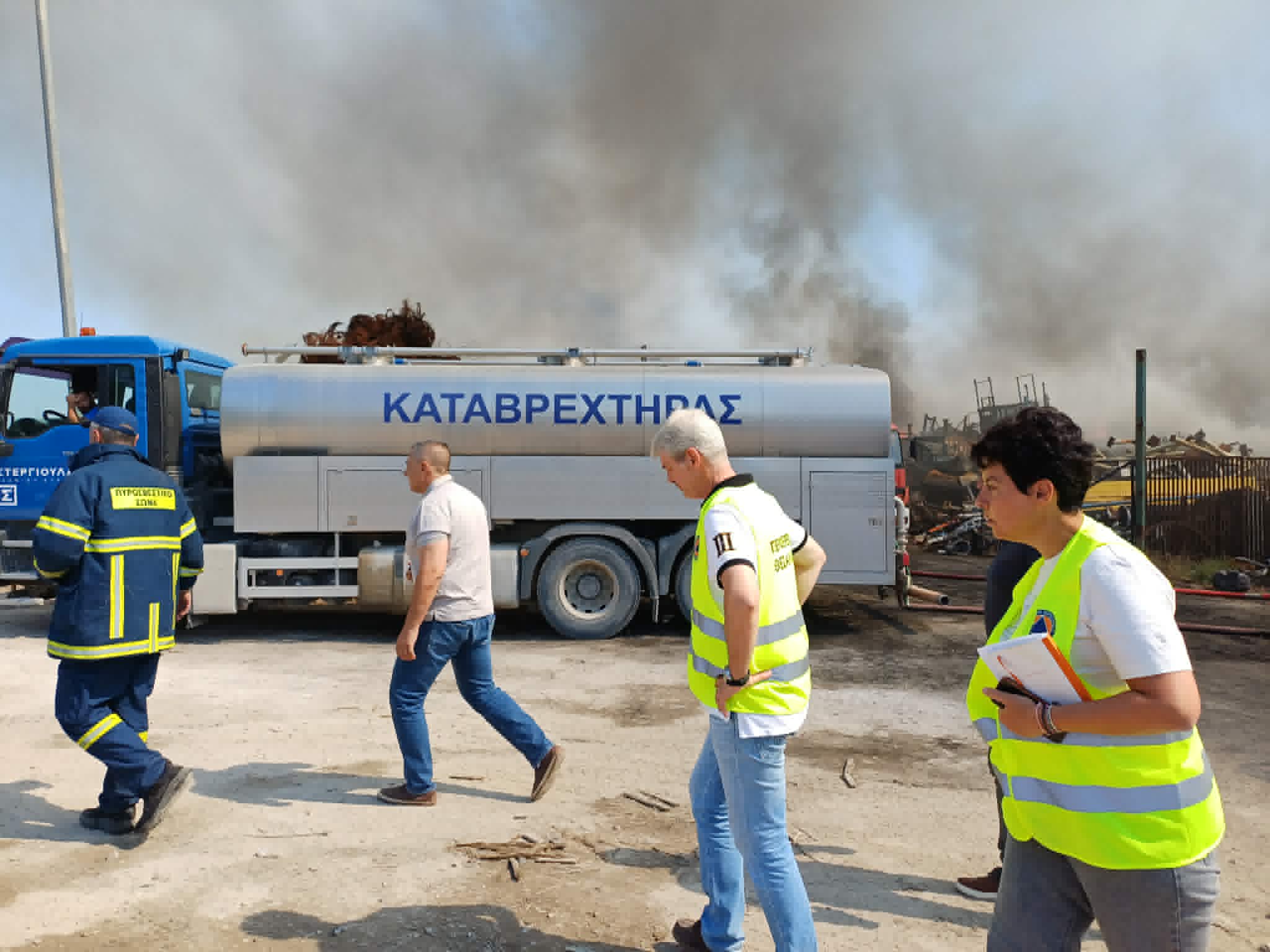 Σε συνήθη επίπεδα οι μετρήσεις ποιότητας του αέρα μετά την πυρκαγιά στο Ομορφοχώρι – Συνεχής παρακολούθηση από την Περιφέρεια