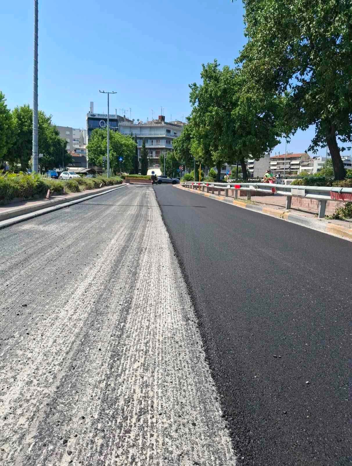 Ασφαλτοστρώσεις από τη ΔΕΥΑΛ 7200 τ.μ. στη Γεωργιάυ και τον κόμβο Αγίου Αχιλλίου (ΦΩΤΟ)