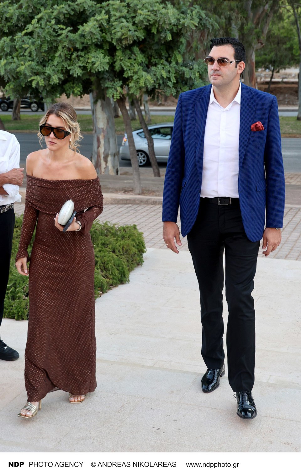 Παντρεύτηκαν Δώρα Παντέλη -Τζον Μεραμβελιωτάκης: Με πριγκιπικό φόρεμα η νύφη [εικόνες]
