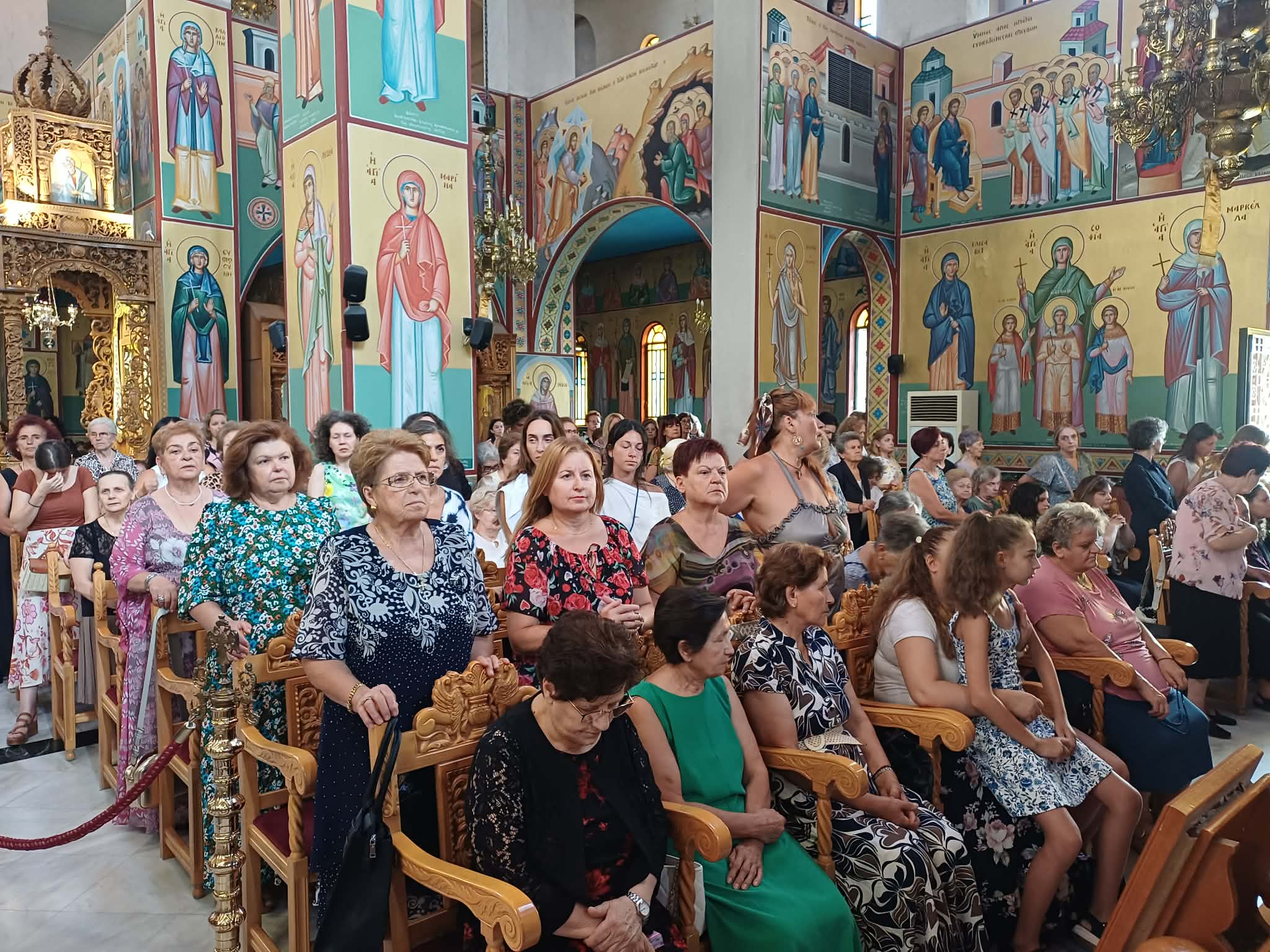 Λάρισα: Πλήθος πιστών στη Ζωοδόχο Πηγή για την Κοίμηση της Θεοτόκου (ΦΩΤΟ-ΒΙΝΤΕΟ)
