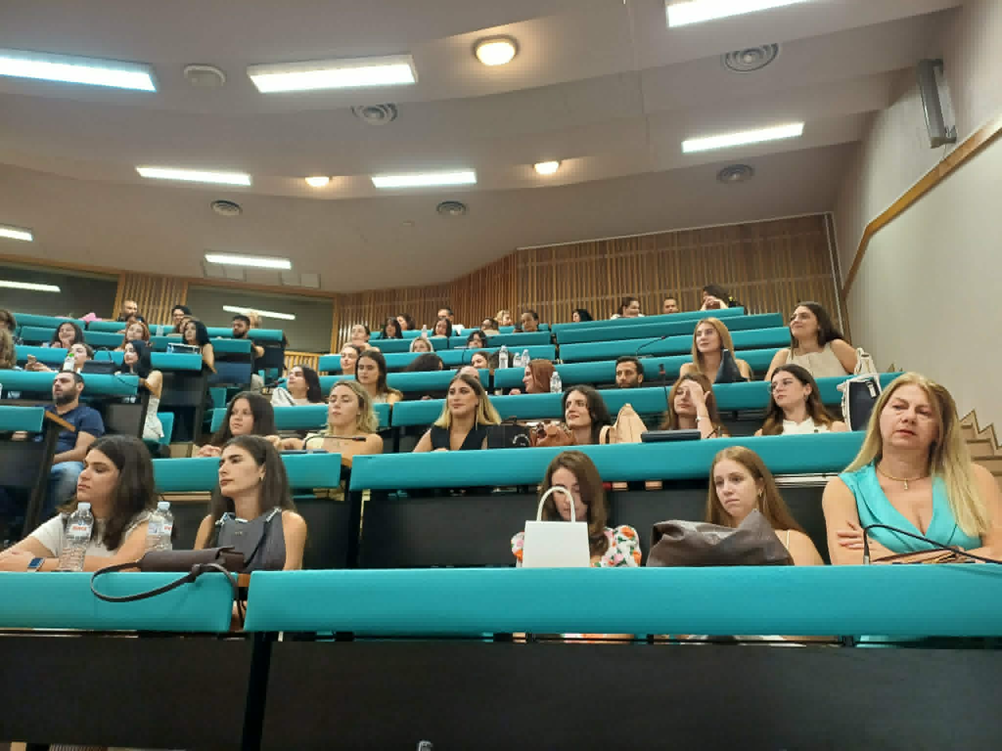 Απονομή τίτλων στους 83 ειδκιευόμενους νοσηλευτές στο Πανεπιστημιακό Λάρισας (ΦΩΤΟ)