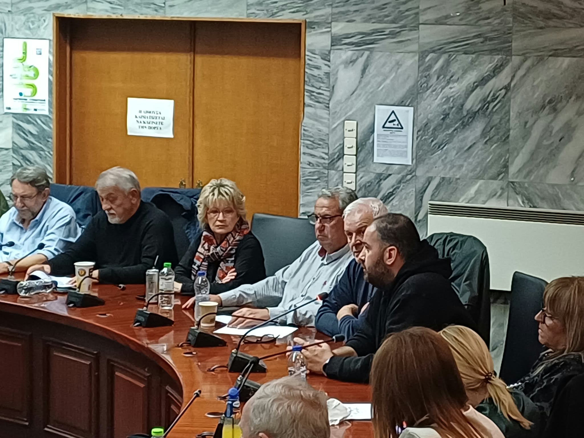 Δημ. Συμβούλιο Λάρισας: Ομόφωνο «ναι» για διέλευση ντελιβεράδων από Βενιζέλου και Φιλελλήνων μετά το βίντεο με το παιδί (ΦΩΤΟ
