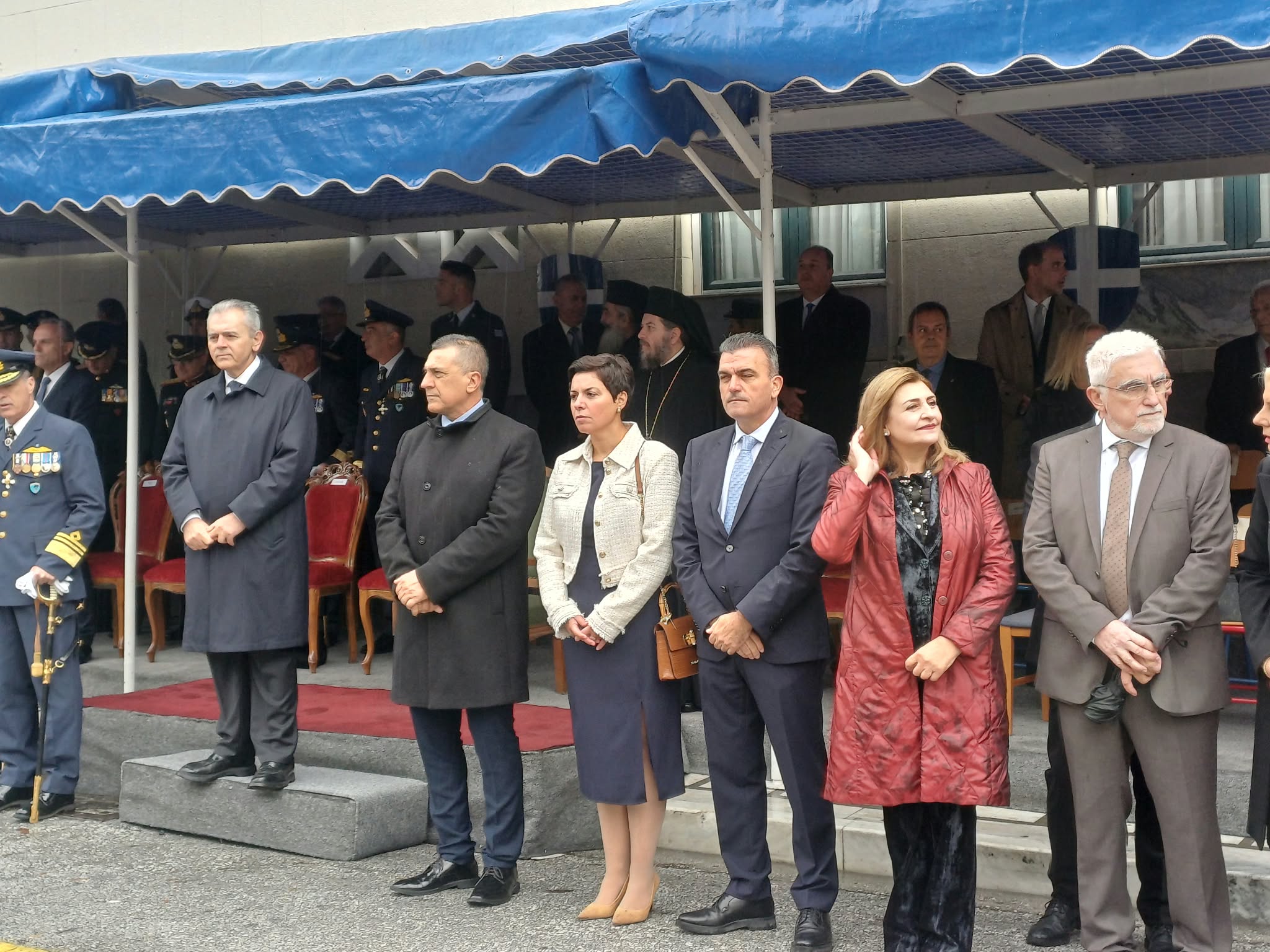 Φωτογραφικά κλικς από την παρέλαση υπό βροχή στη Λάρισα (ΦΩΤΟ)