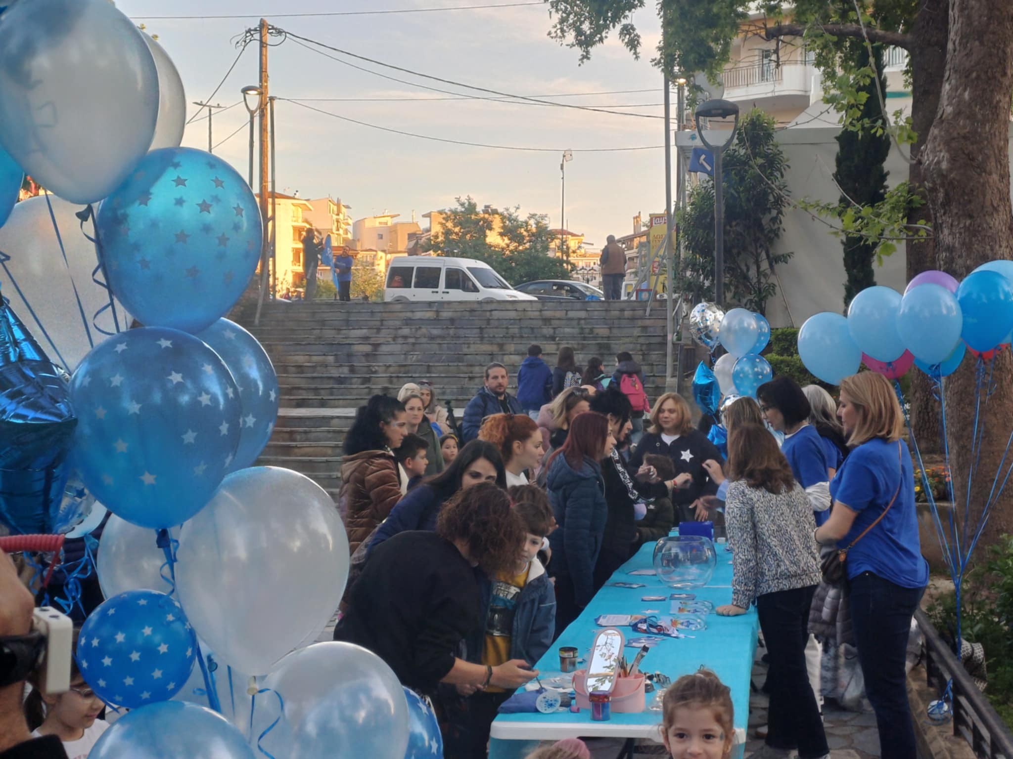 Μεγάλη επιτυχία ο ετήσιος περίπατος «Walk for Wishes» με σημείο εκκίνησης το πάρκο Αλκαζάρ στη Λάρισα (ΦΩΤΟ)