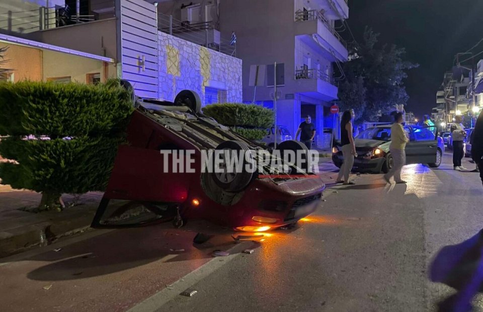 Σοβαρό τροχαίο ατύχημα στη Νέα Ιωνία Βόλου: Ανατροπή ΙΧ μετά από σφοδρή σύγκρουση [εικόνες]