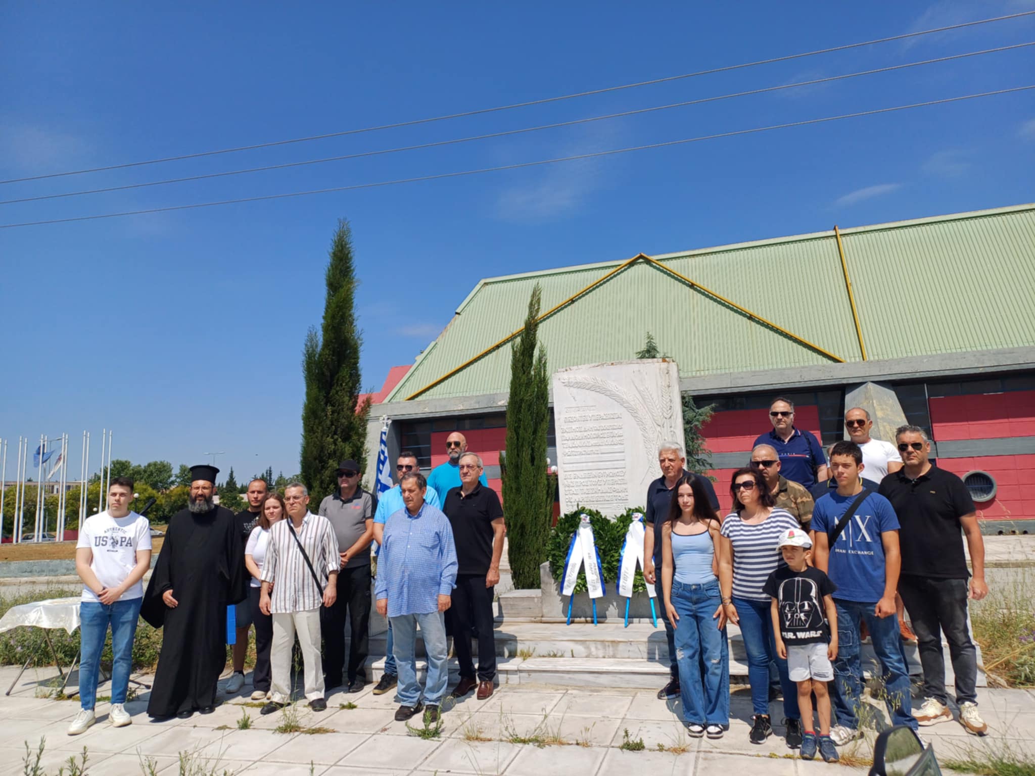 Τιμήθηκε στη Λάρισα για δε΄κατη συνεχή χρονιά η  «Μάχη της Σημαίας». (ΦΩΤΟ+video)