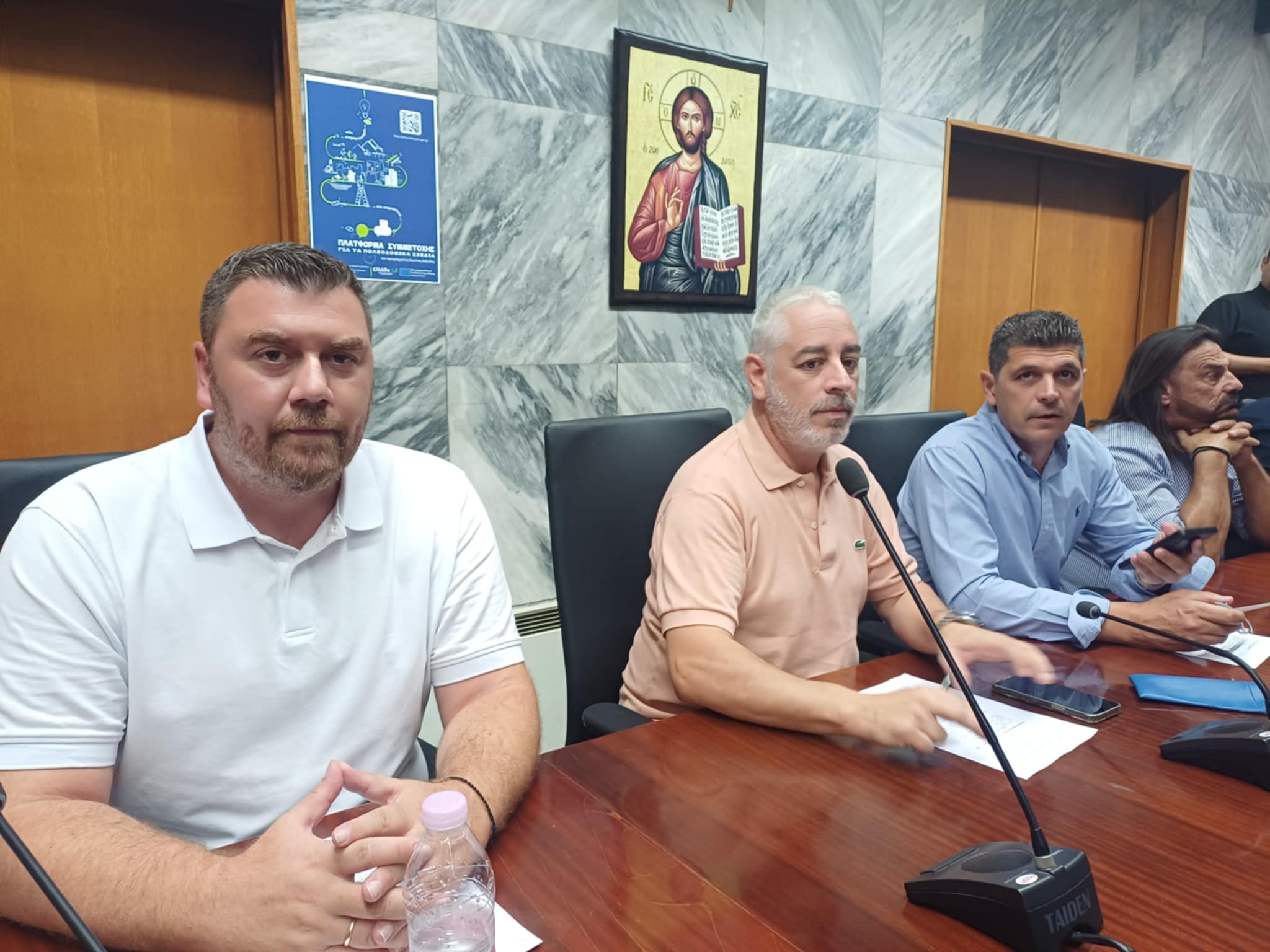 Η εμποροπανήγυρη στο επίκεντρο της σημερινής συνεδρίασης του Δημοτικού Συμβουλίου Λαρισαίων (ΦΩΤΟ)