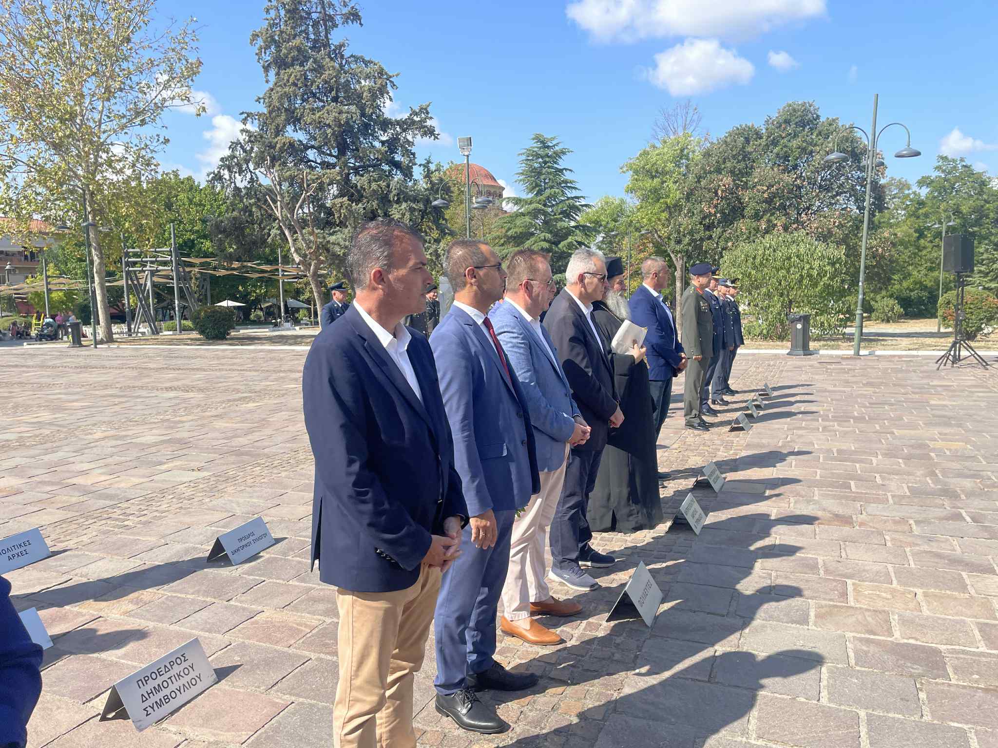 Την ημέρα μνήμης της γενοκτονίας των Ελλήνων της Μ. Ασίας τίμησε η Λάρισα (ΦΩΤΟ