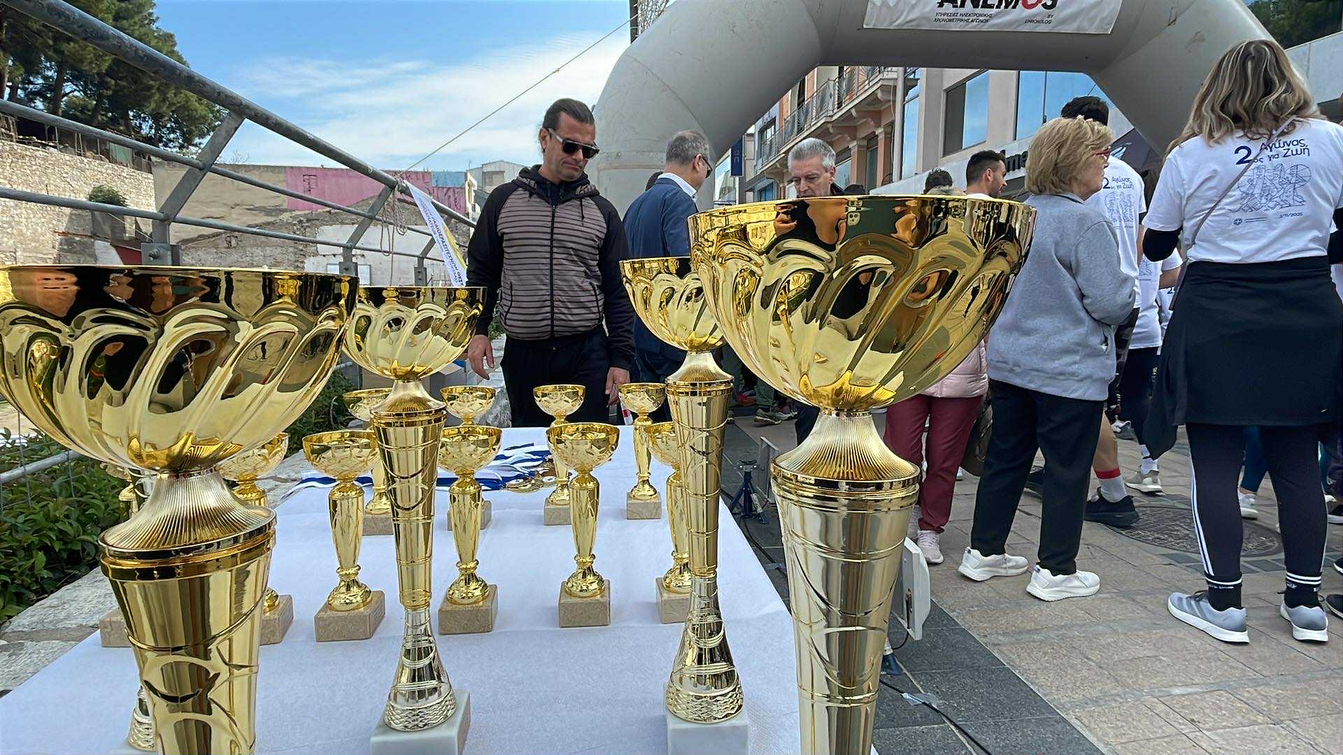 Λάρισα: « 2ος Αγώνας γΙα ΖΩΗ»-δόθηκε  εκκίνηση μπροστά από το αρχαίο θεάτρο