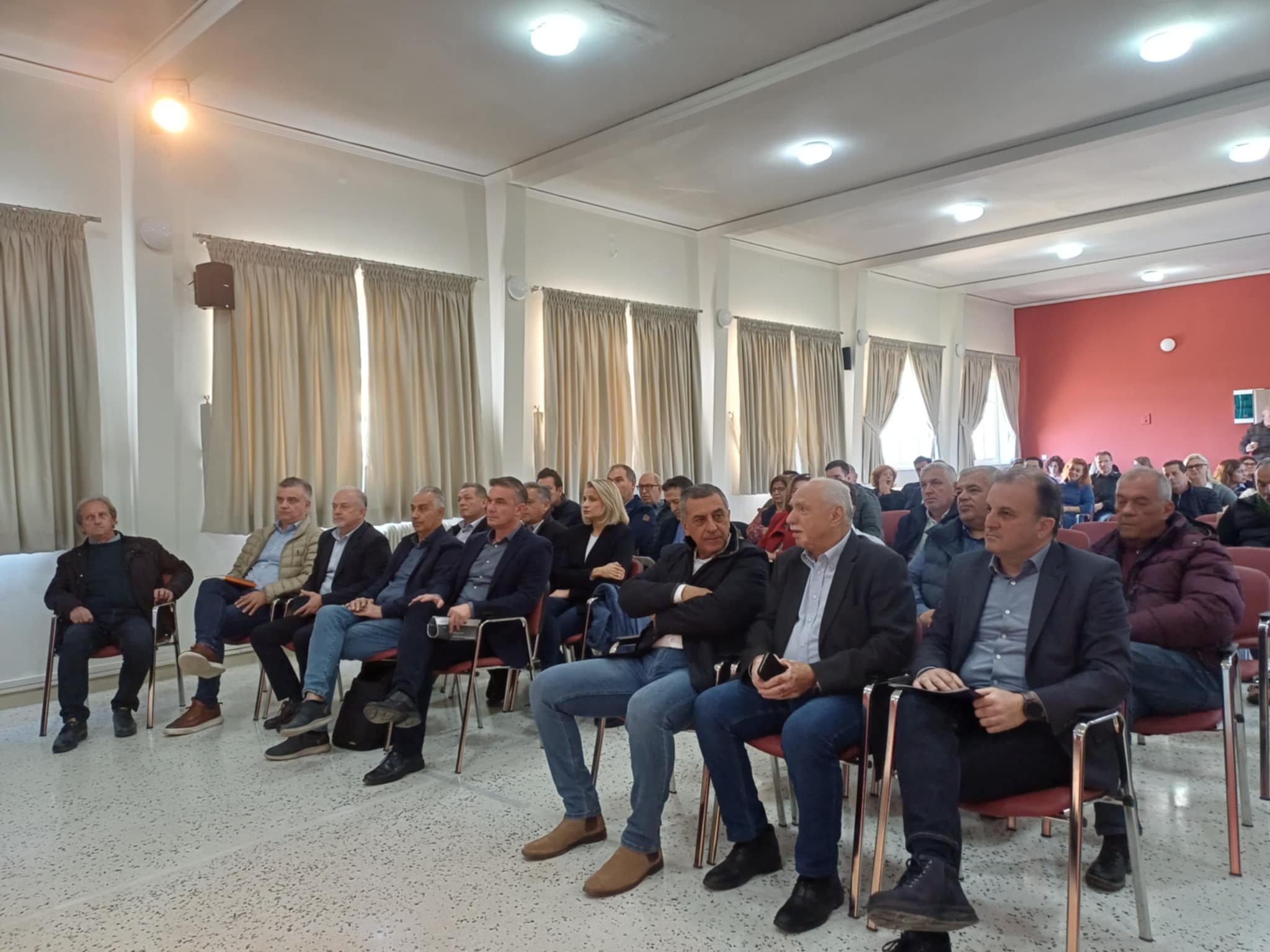 Αναλύθηαν οι επιπτώσεις στα εδάφη της Θεσσαλίας σε ημερίδα του ΕΛΓΟ Δήμητρα και της περιφέρειας (ΦΩΤΟ)