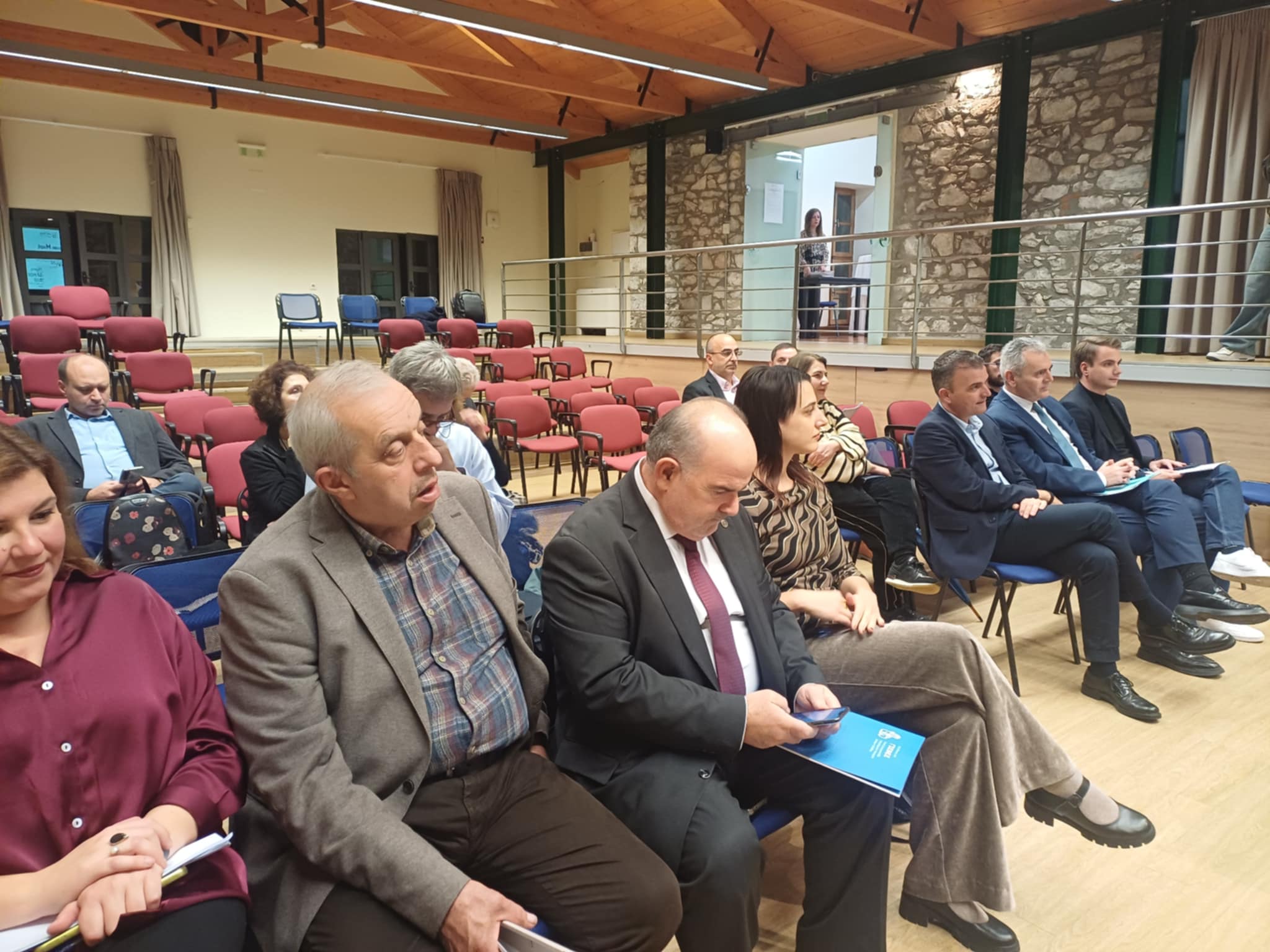 Έρευνα για «Νεολαία και μικρή επιχειρηματικότητα στη Λάρισα» παρουσίασε ο πρόεδρος της ΓΣΒΕΕ Γ. Καββαθάς