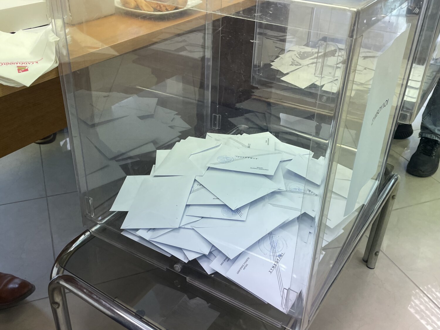 Ομαλά διεξάγονται οι εκλογές στο δικηγορικό σύλλογο Λάρισας- τρεις οι υποψήφιοι για την προεδρία (ΦΩΤΟ)