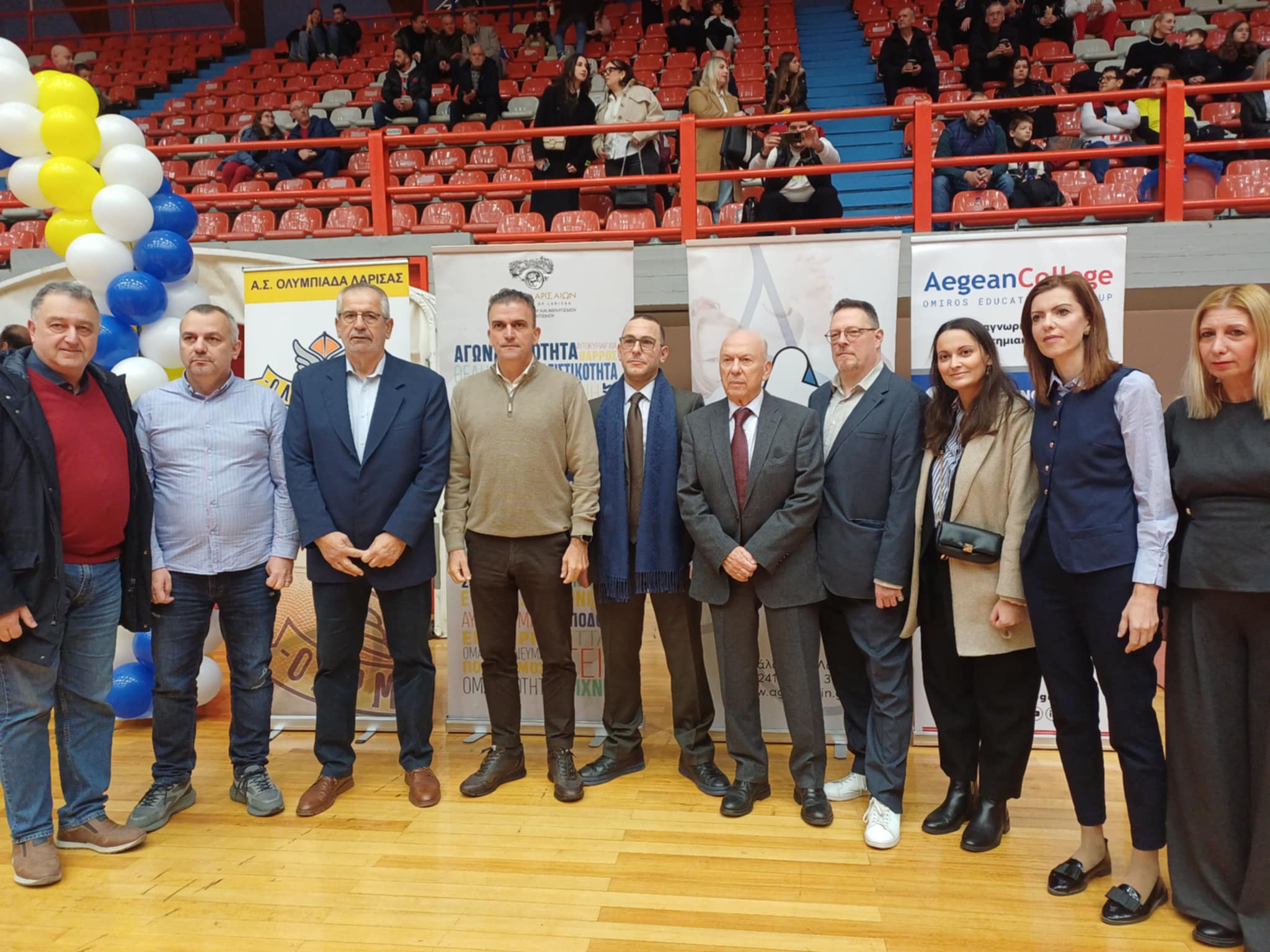 Η Λάρισα έβαλε τρίποντο στις ίσες ευκαιρίες με τους αγώνες μπάσκετε με αμαξίδιο στο κλειστό της Νεάπολης (ΦΩΤΟ+video)