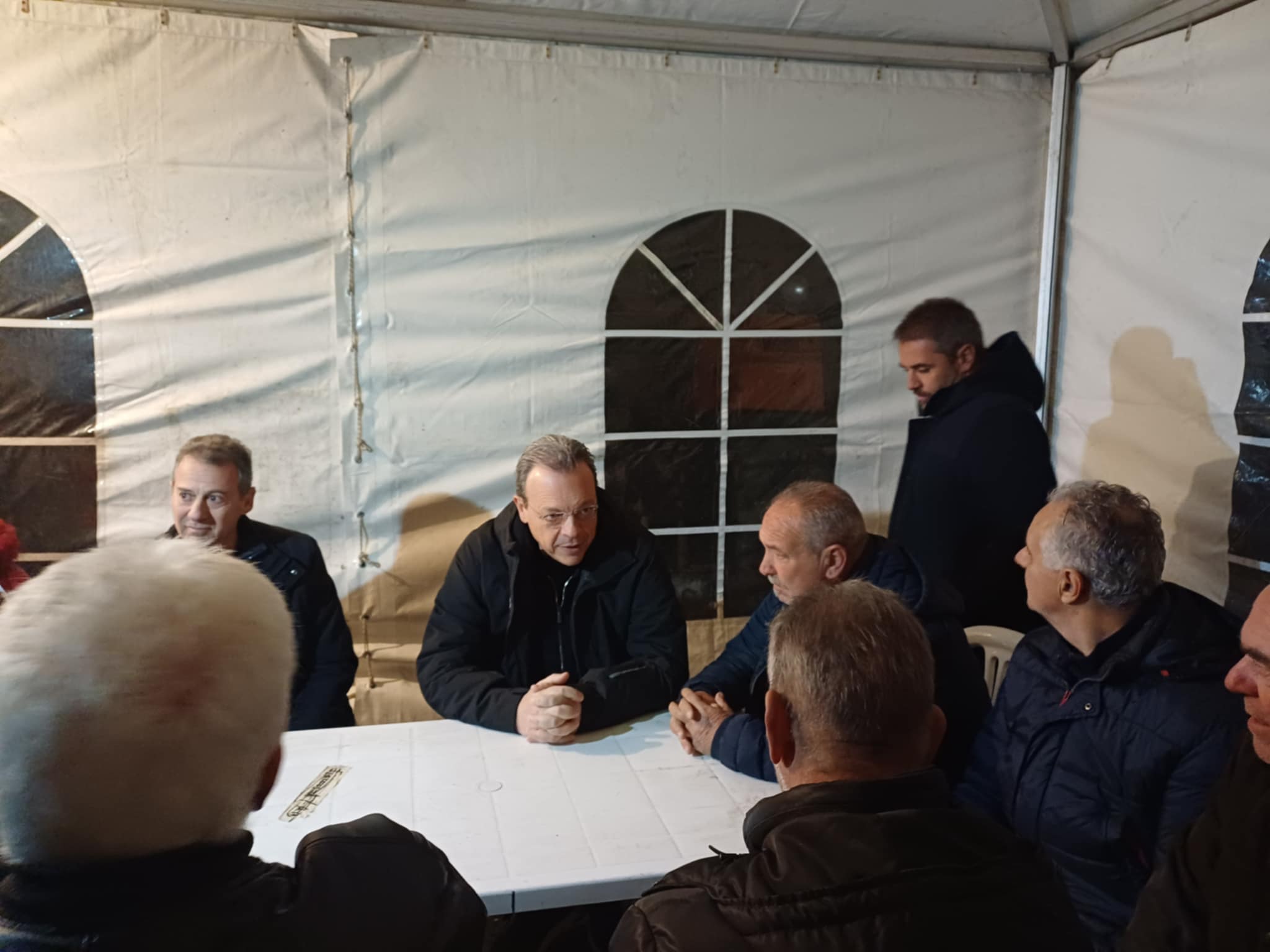 Σ. Φάμελλος από Νίκαια: Να ικανοποιηθούν τα δίκαια αιτήματα των αγροτών για να επιβιώσει η ελληνική περιφέρεια (ΦΩΤΟ+video)