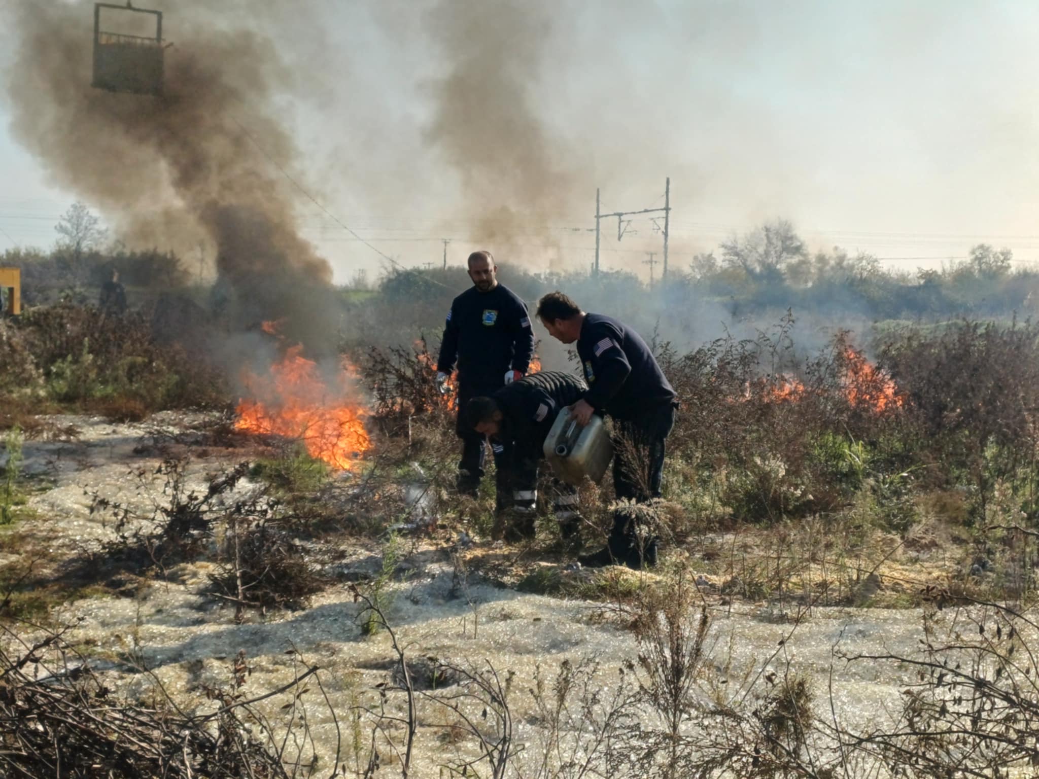 Επίδειξη πρωτοποριακού αντιπλημμυρικού, αντιπυρικού υλικού παρουσία Κουρέτα (ΦΩΤΟ+video)