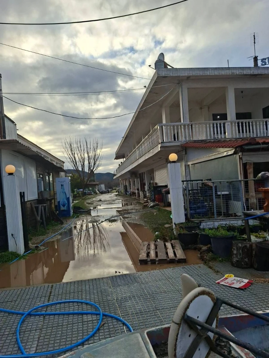 Σε απόγνωση κάτοικοι και ιδιοκτήτες εξοχικών στον Αγιόκαμπο – «Πλημμυρίσαμε 4η φορά» (βίντεο)