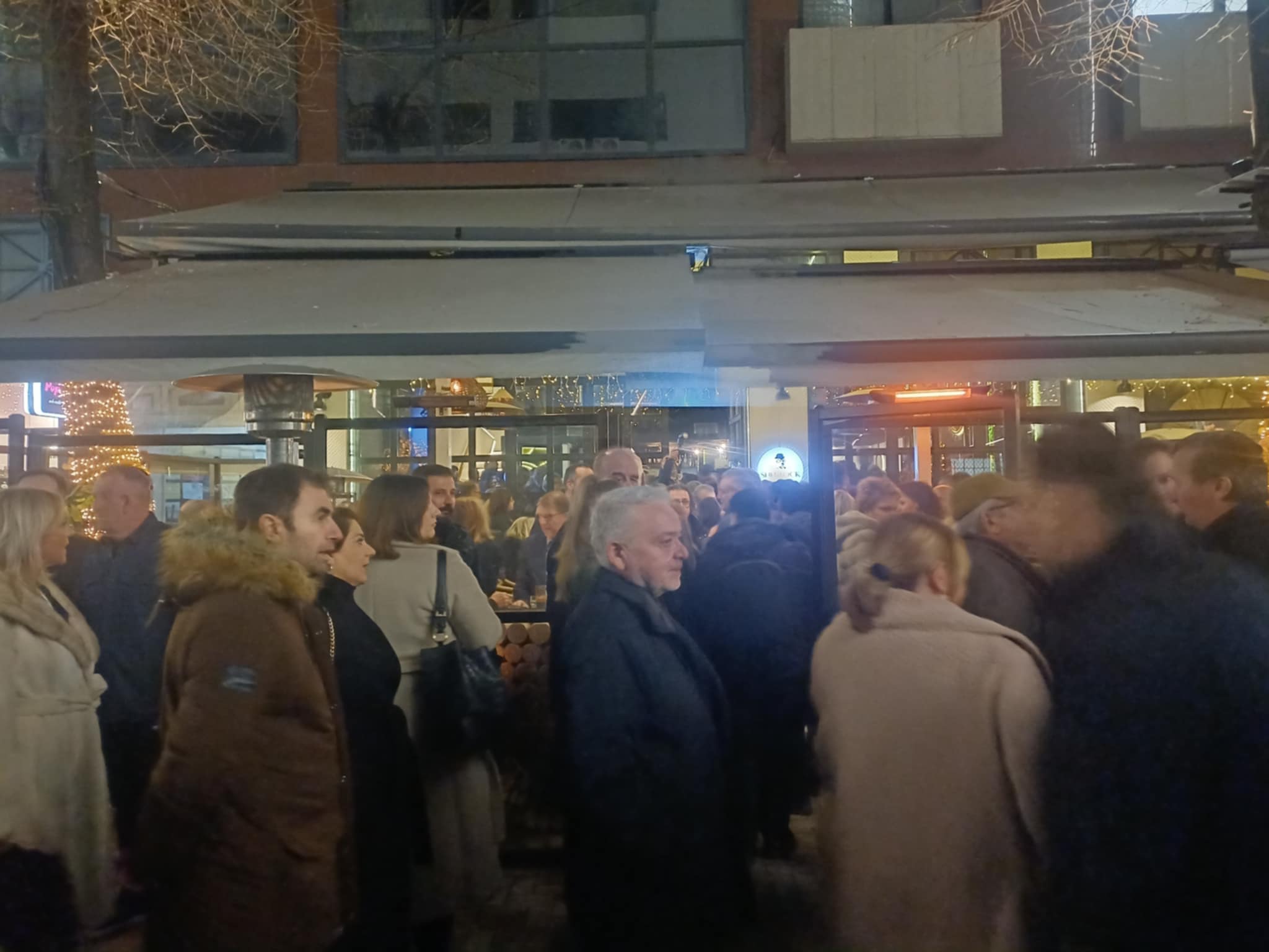 H παράταξη του δημάρχου θανάση Μαμάκου «Η Λάρισα που μας αξίζει!» έκοψε την πρωτοχρονιάτικη πίτα (ΦΩΤΟ+video)