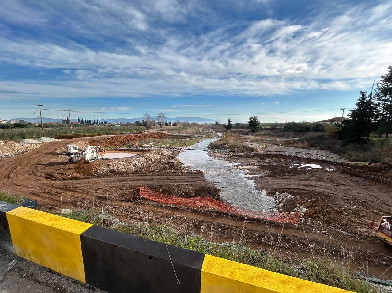 Χρίστος Δήμας: Σε εξέλιξη τα έργα αποκατάστασης του οδικού δικτύου στη Θεσσαλία