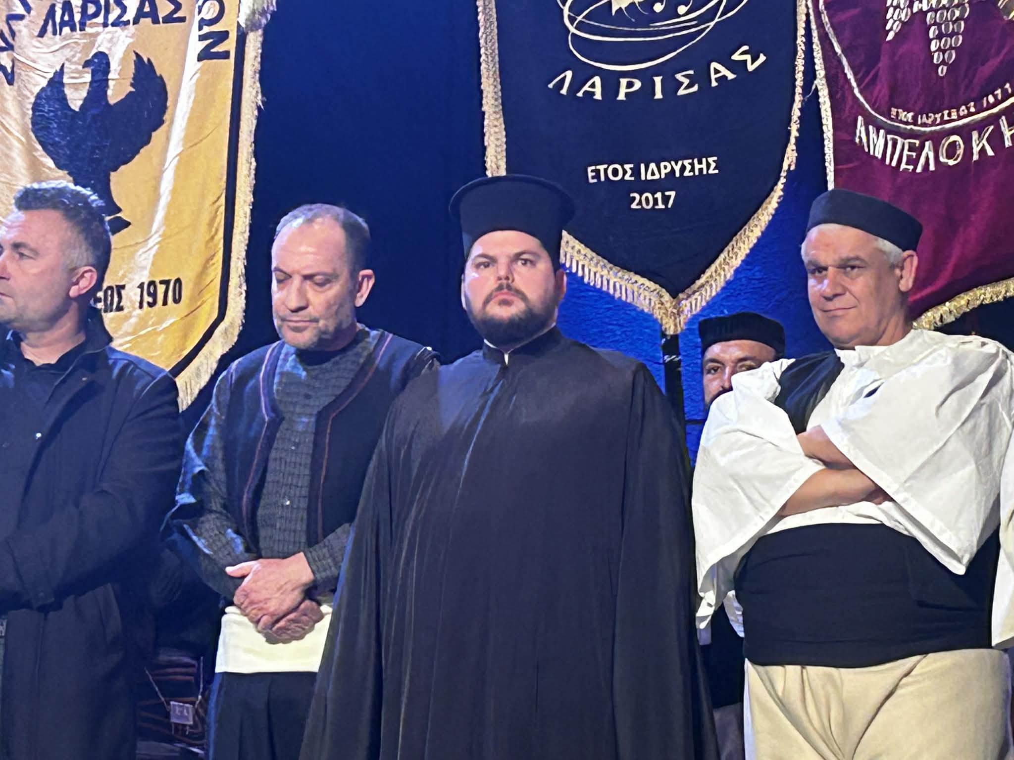 Λεβεντιά παράδοση και ...φιλανθρωπία στο κατάμεστο Δημοτικό Ωδείο Λάρισας (ΦΩΤΟ+video)