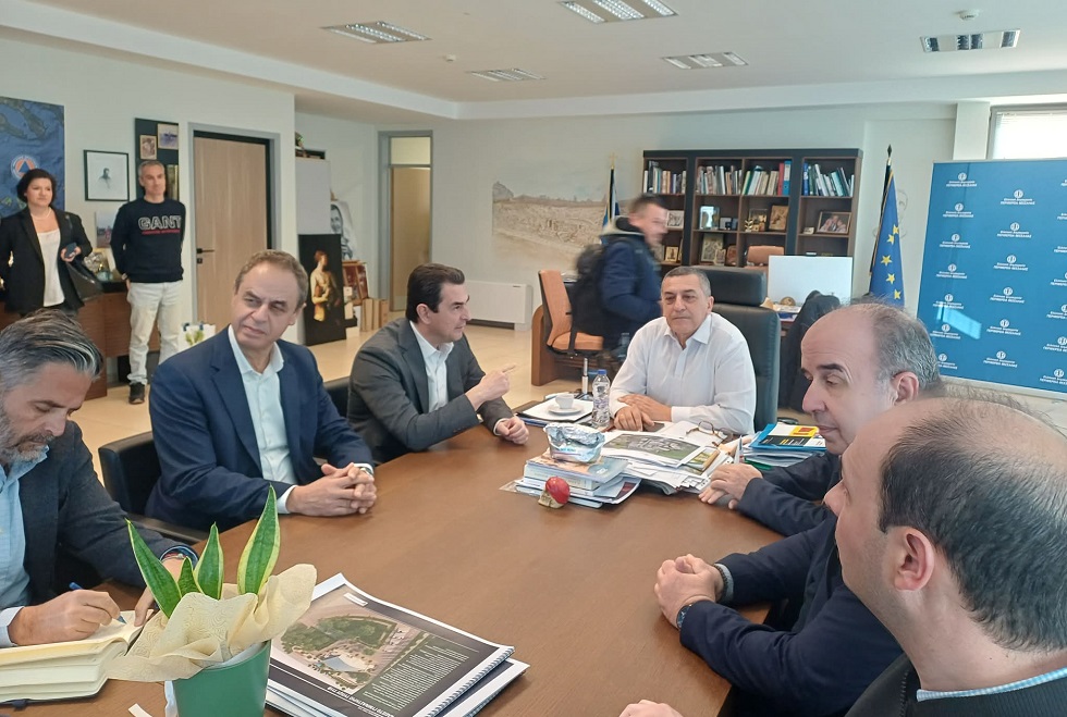 Συναντήσεις  Σκρέκα και Κονταδάκη με Κουρέτα, Μαμάκο - τα θέματα που συζήτησαν