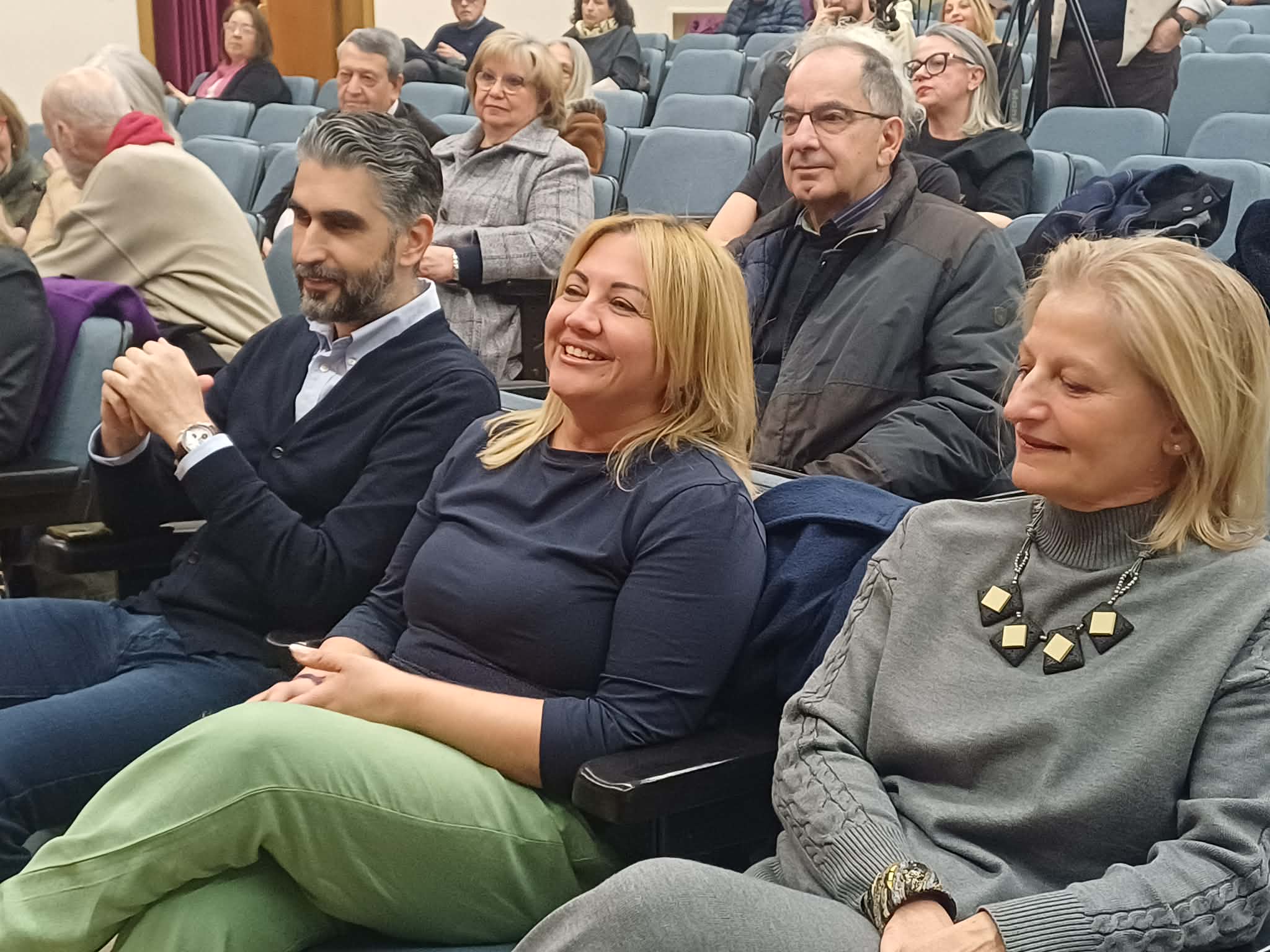 Παρουσιάστηκε το βιβλίο του Χρήστου Χωμενίδη “Πανδώρα” στη Λάρισα