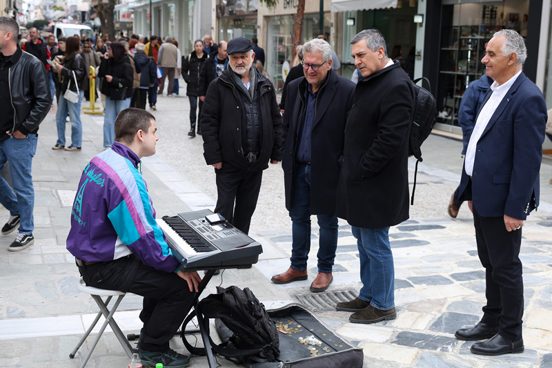 Στον Μητροπολιτικό Ναό του Αγίου Νικολάου στον Βόλο ο Περιφερειάρχης Θεσσαλίας Δημήτρης Κουρέτας