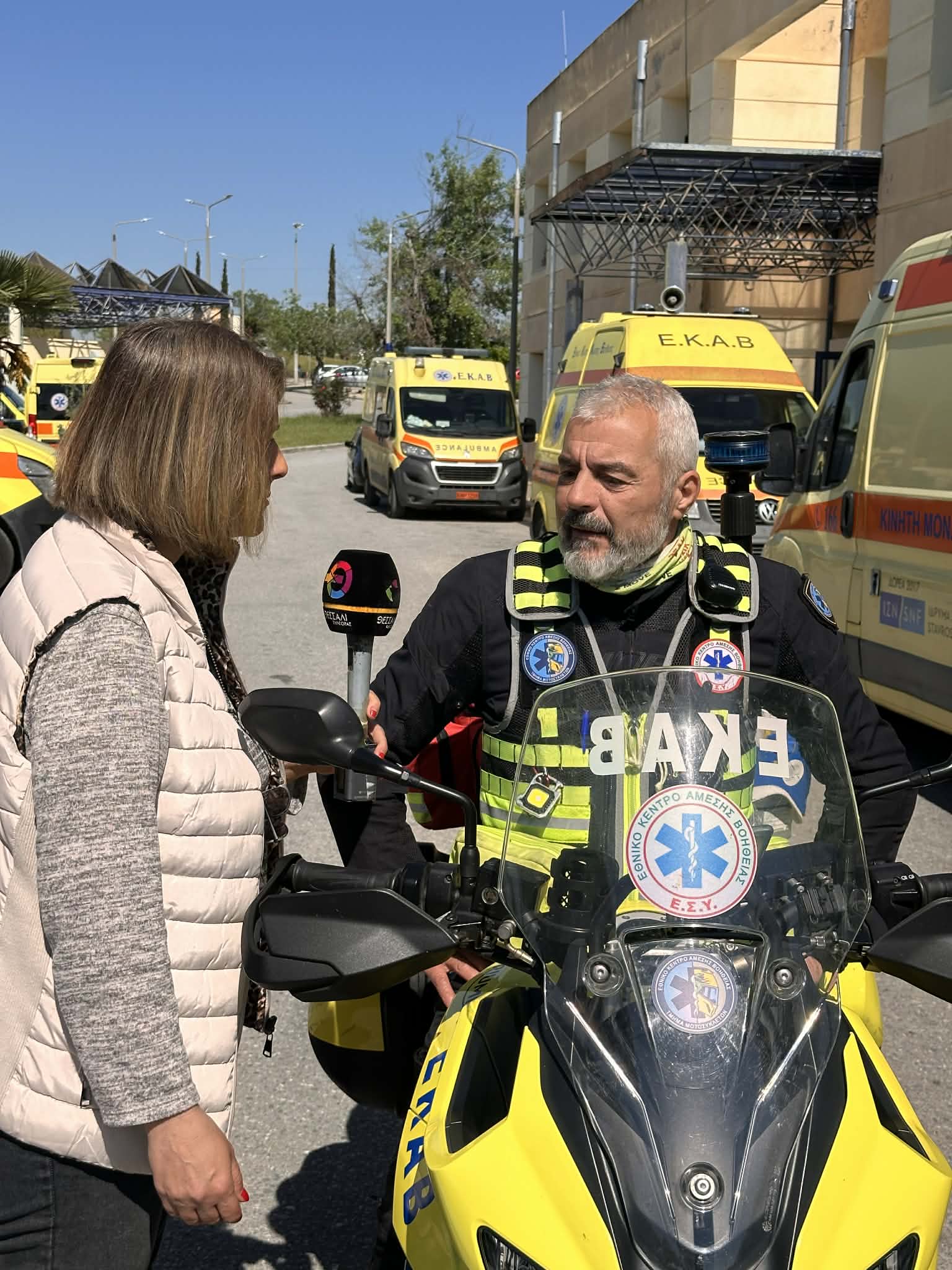 Λάρισα: Οι «ήρωες των 5 λεπτών» του ΕΚΑΒ σώζουν ζωές καθημερινά (ΦΩΤΟ-ΒΙΝΤΕΟ)