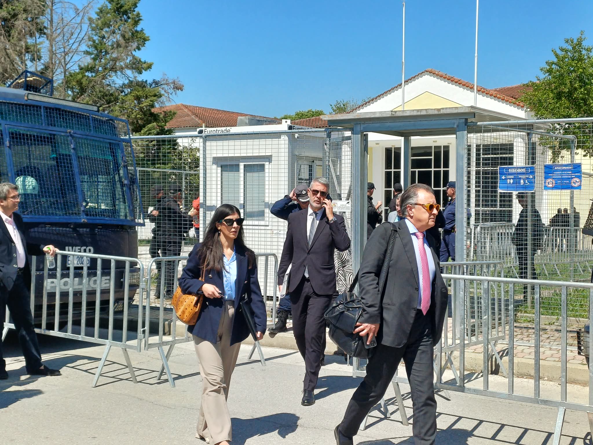 Απρόοπτο στη δίκη Τεμπών: ανέβασε πίεση η πρόεδρος και διέκοψε για αύριο -αντιδρά η Κωνσταντοπούλου στην παράσταση δημοσίου