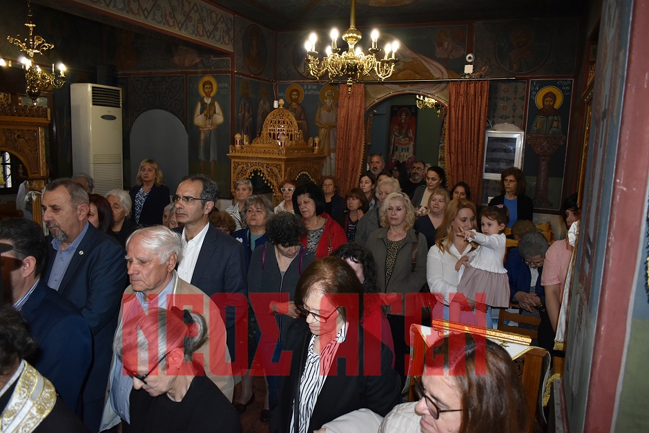 Με λαμπρότητα η υποδοχή της Τίμιας Κάρας του Αγίου Στυλιανού στην Καρδίτσα (ΦΩΤΟ)