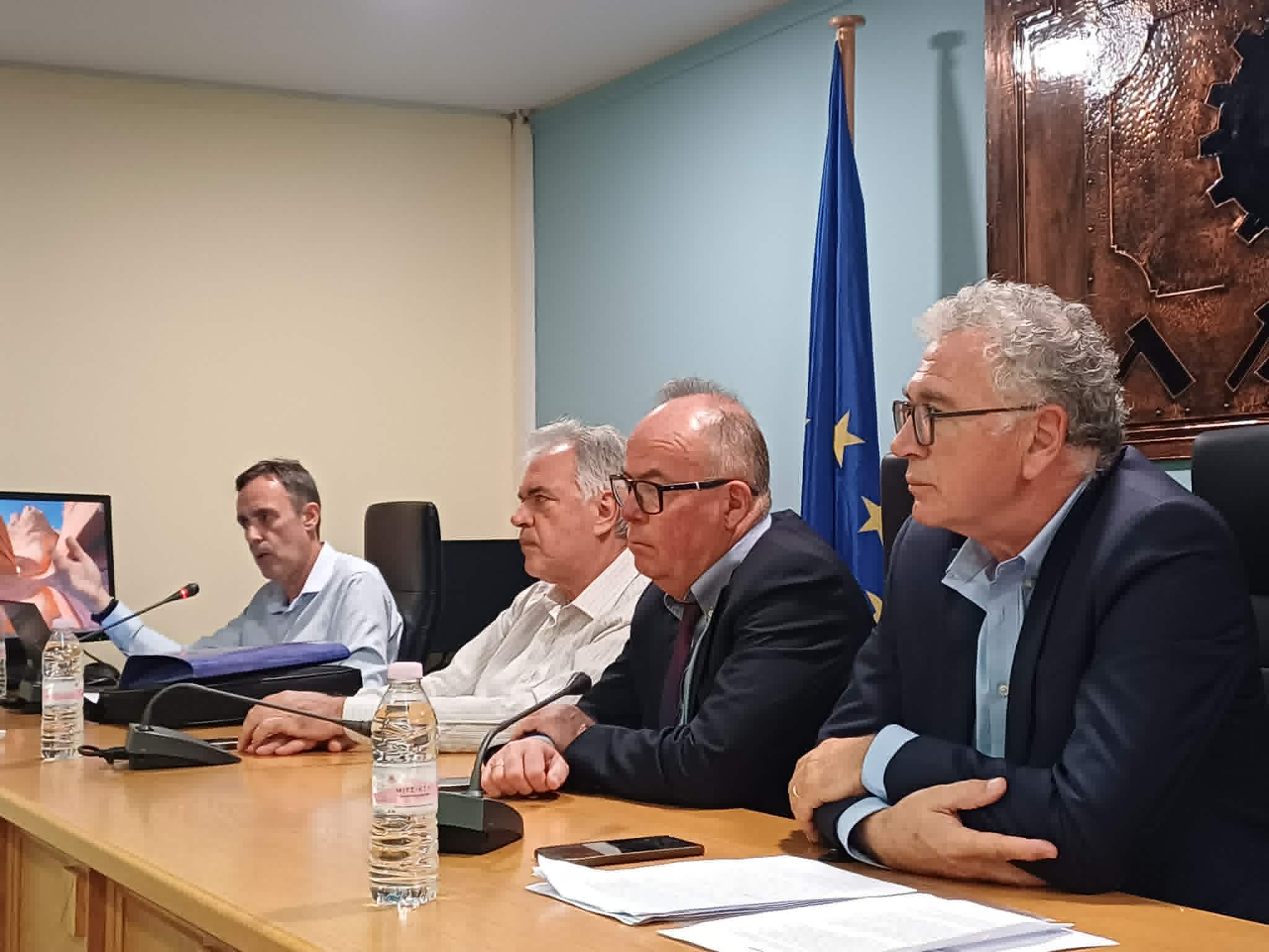 Ψηφιακή Κάρτα Εργασίας: ΕΦΚΑ και Επιθεώρηση Εργασίας ενημέρωσαν τις επιχειρήσεις της Λάρισας (ΦΩΤΟ)