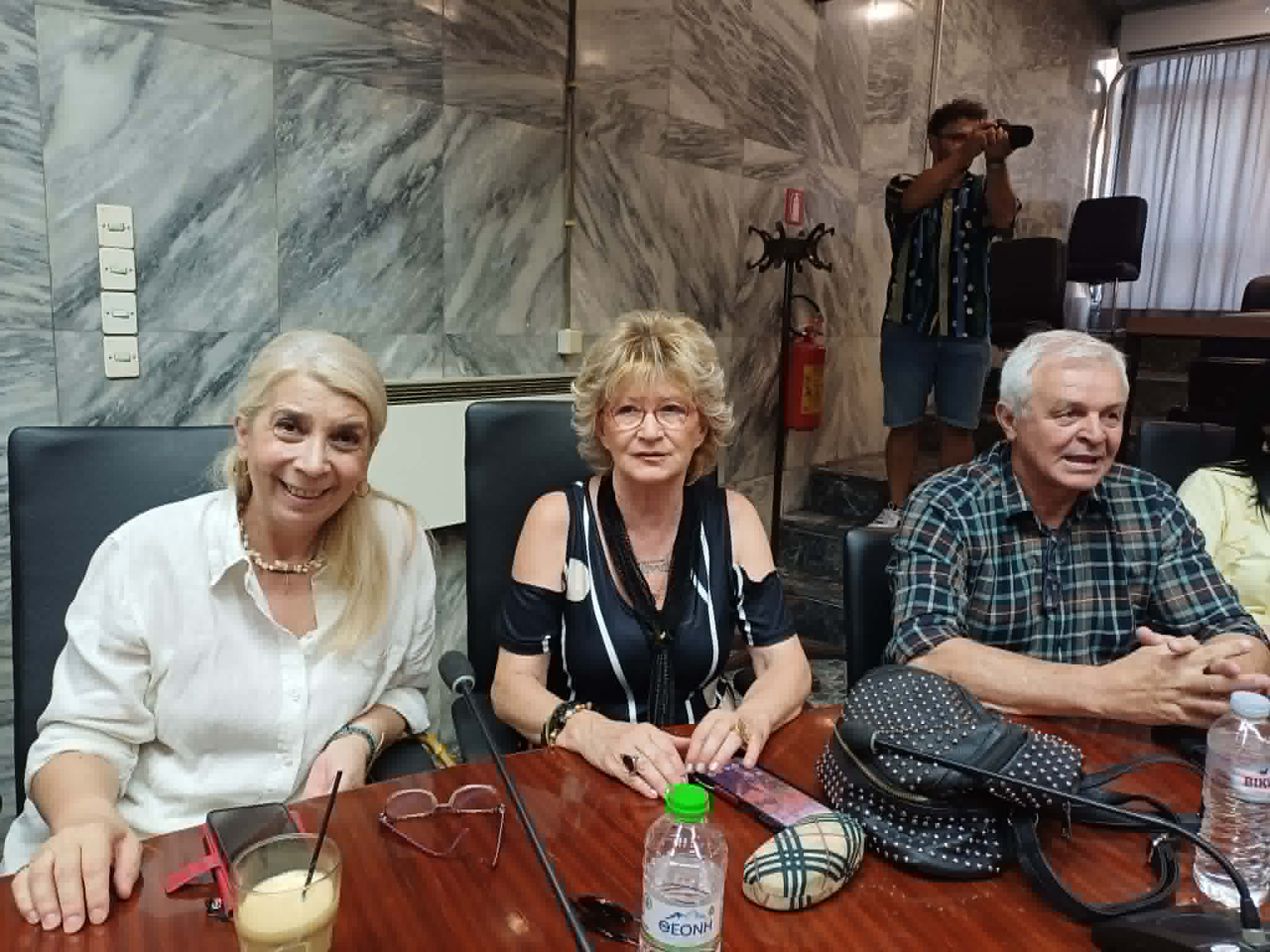 Η Γαρυφαλλιά Καρυστιανού εκ νέου πρόεδρος του Δημοτικού Συμβουλίου Λαρισαίων (ΦΩΤΟ+video)