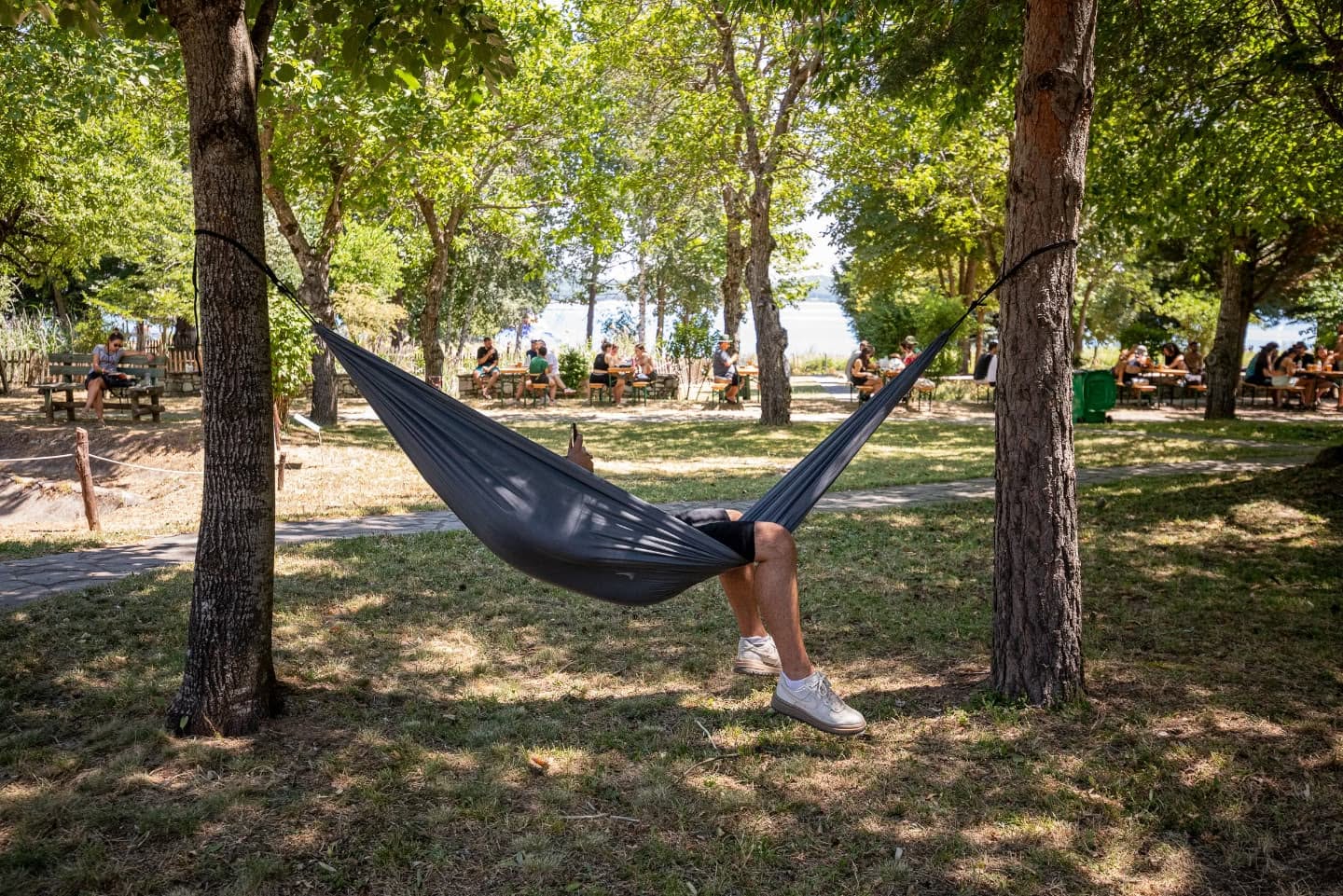 Χαλάρωση, διασκέδαση και βουτιές στη λίμνη Πλαστήρα από τους κατασκηνωτές του Plastiras Lake Festival (φωτο)