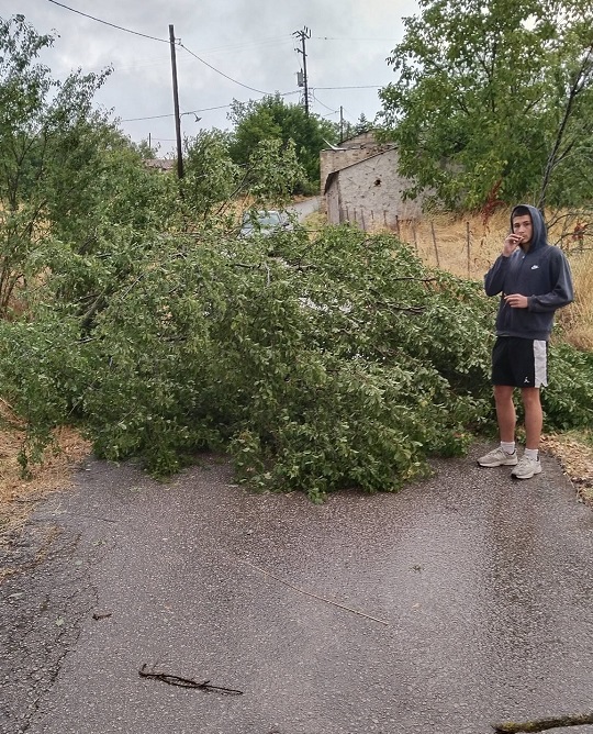 Φάρσαλα, Βόρεια Φθιώτιδα και Β. Εύβοια τα μεγαλύετρα ύψη βροχής και οι μεγάλες καταστροφές (ΦΩΤΟ)