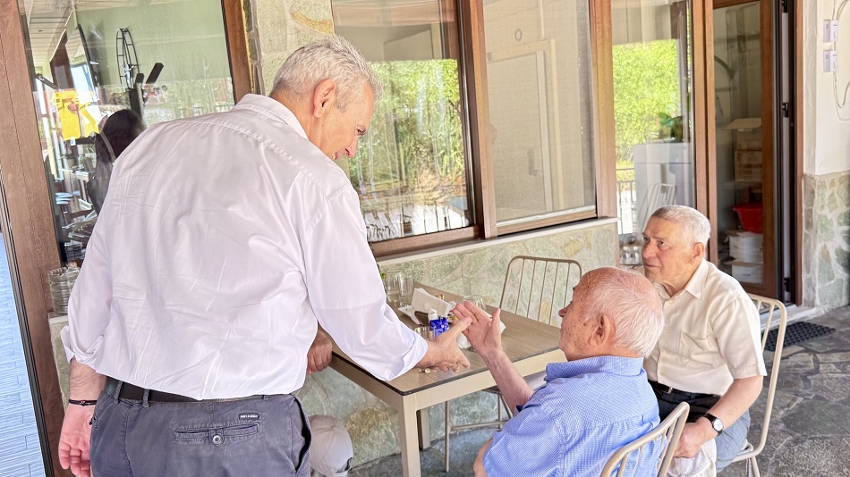 ΜΑΞΙΜΟΣ ΧΑΡΑΚΟΠΟΥΛΟΣ ΣΕ ΜΗΛΕΑ ΚΑΙ ΦΑΡΜΑΚΗ ΕΛΑΣΣΟΝΑΣ: Το πόρισμα της Διακομματικής κλειδί και για το δημογραφικό