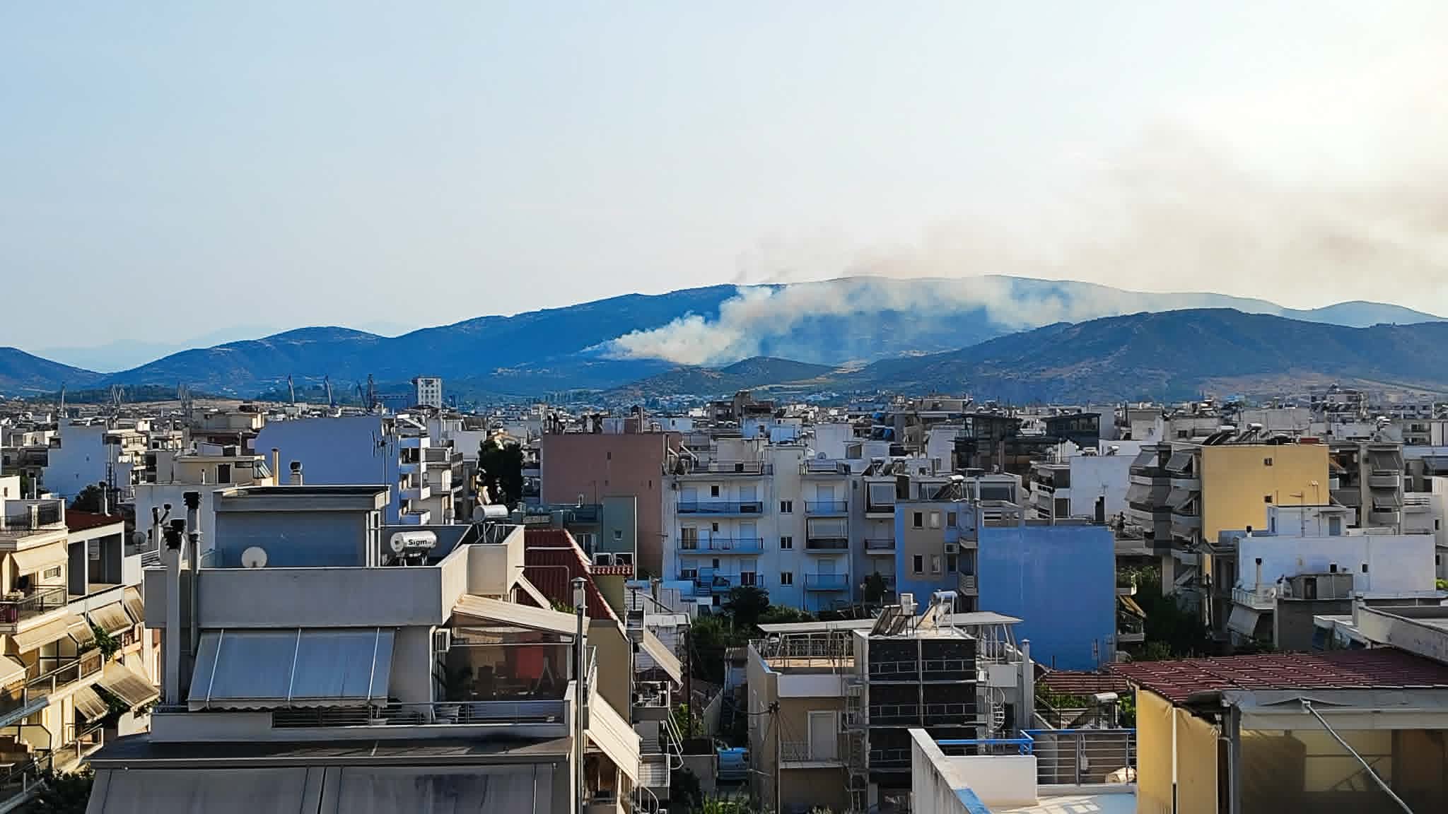 Βόλος: Δύο φωτιές σε Αϊβαλιώτικα και Σωρό - Επιχειρούν 5 εναέρια, 112 για ετοιμότητα- δείτε εικόνες και βίντεο