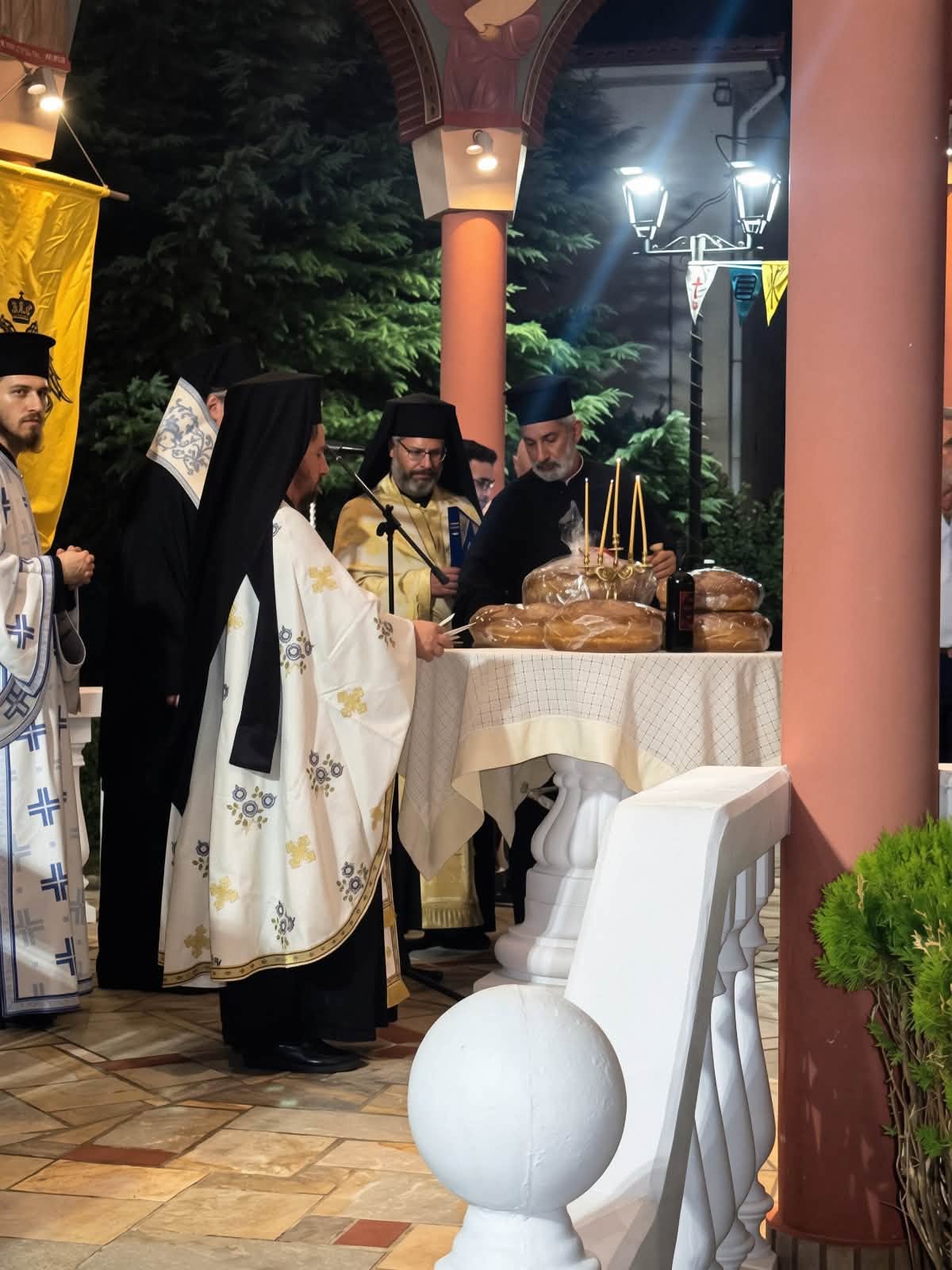 Μεκατάνυξη ο Εσπερινός για τα «Θεοτόκια» στην Κοιλάδα Λάρισας