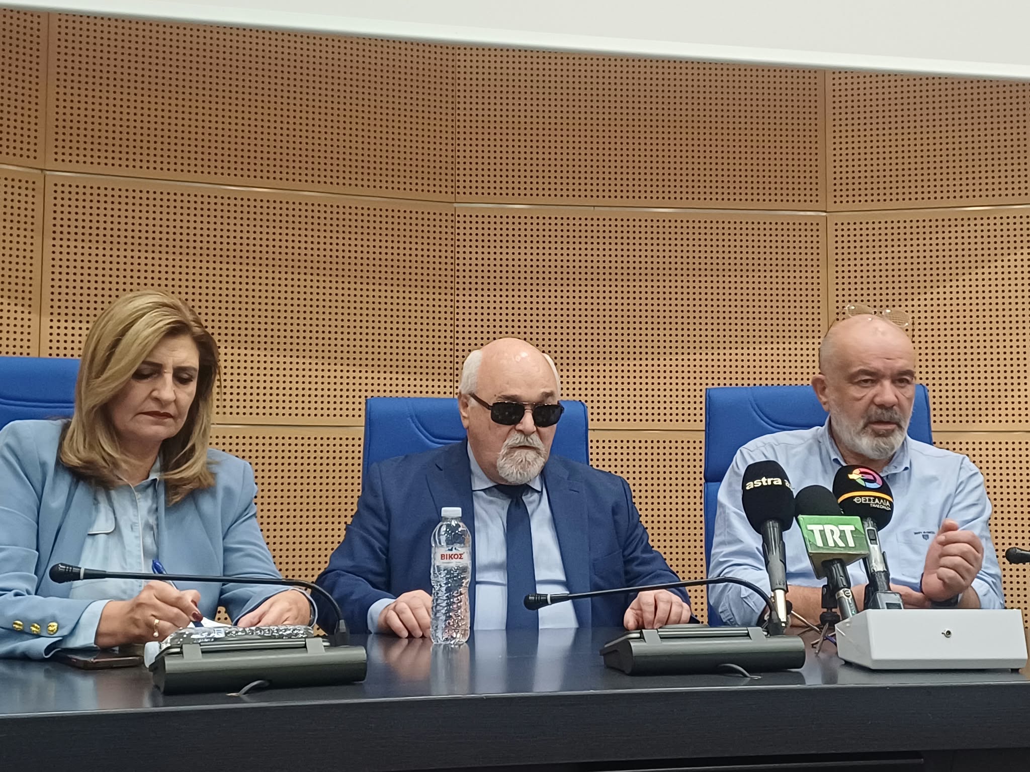 Κλιμάκιο ΠΑΣΟΚ από τη Λάρισα: «Είμαστε στην αρχή μιας πολύ δύσκολης περιόδου» (ΦΩΤΟ)