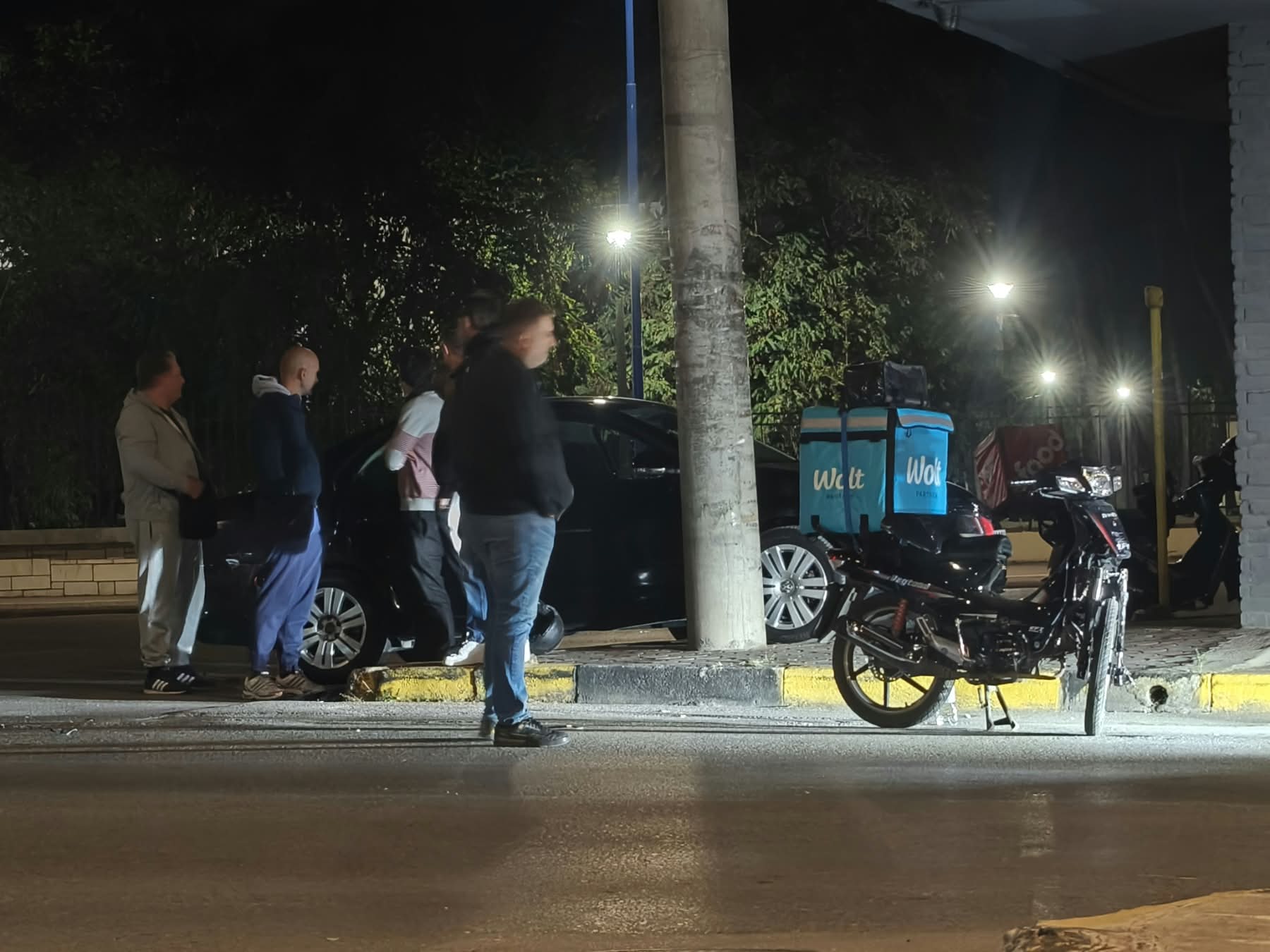 Τροχαίο ΤΩΡΑ με τραυματισμό ντελιβερά στην Ιωαννίνων μετά από σύγκρουση με ΙΧ (ΦΩΤΟ)