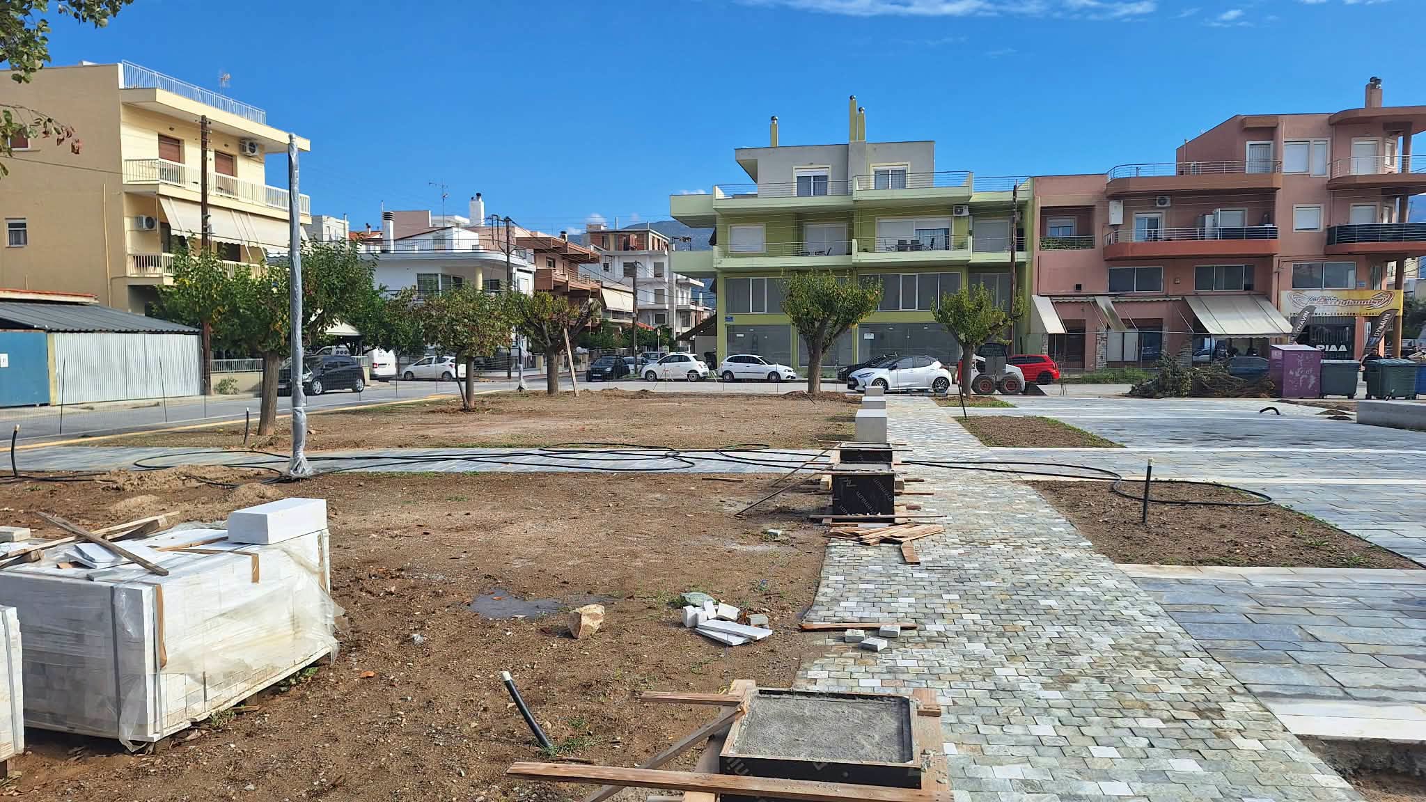 Βόλος: Αυτοψία Μπέου και Κουρέτα στην πλατεία Αγίου Τρύφωνα στη Νεάπολη (ΦΩΤΟ+video)