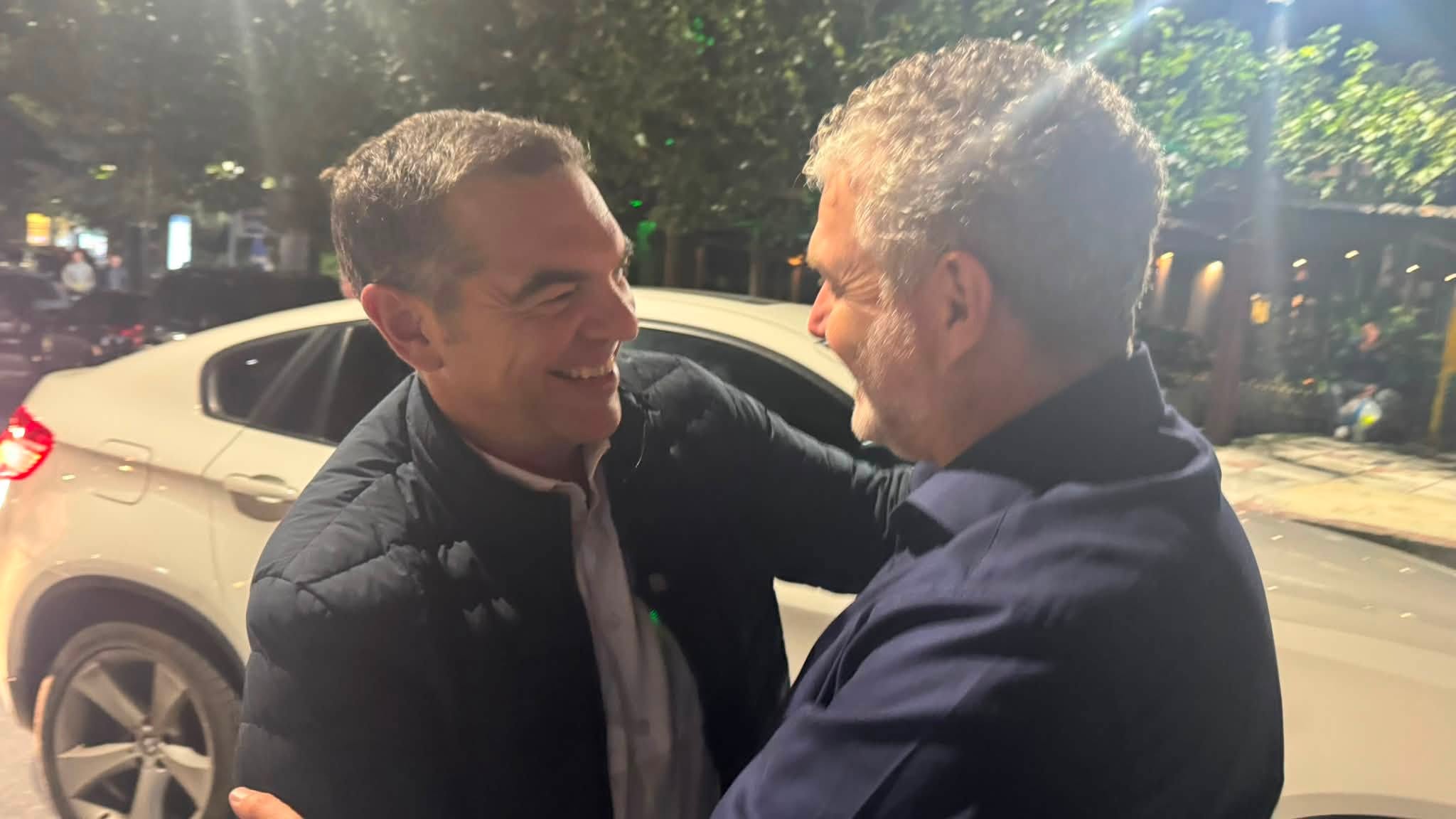 Στην Αγιά ο Αλέξης Τσίπρας – Στο επίκεντρο το κόστος παραγωγής και οι αποζημιώσεις για τον παγετό στα μήλα